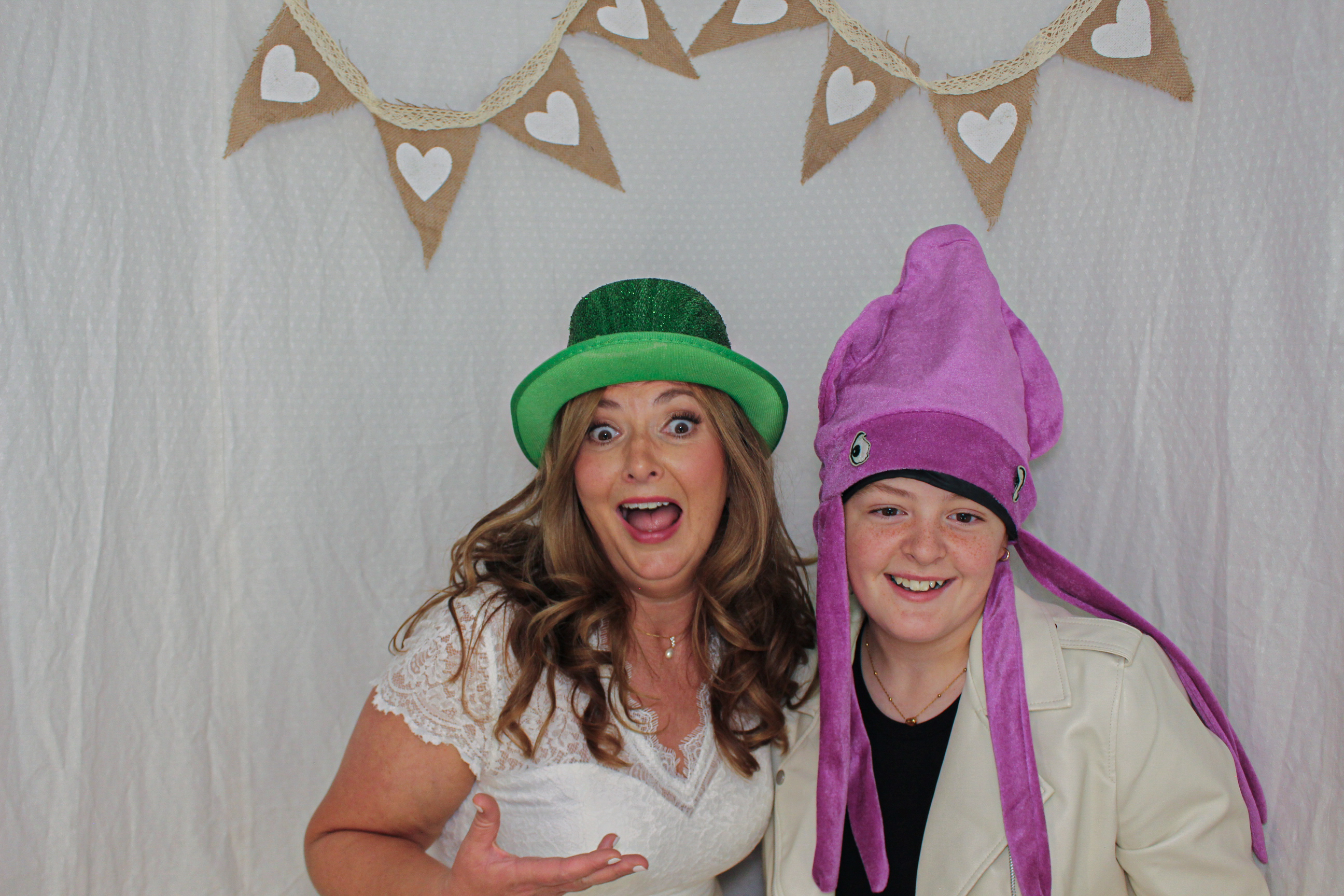 Ashleigh & Luke's Wedding Party | View more photos from the event at gallery.capturecube.co.uk/u/Capture-Cube/Ashleigh-Lukes-Wedding-Party