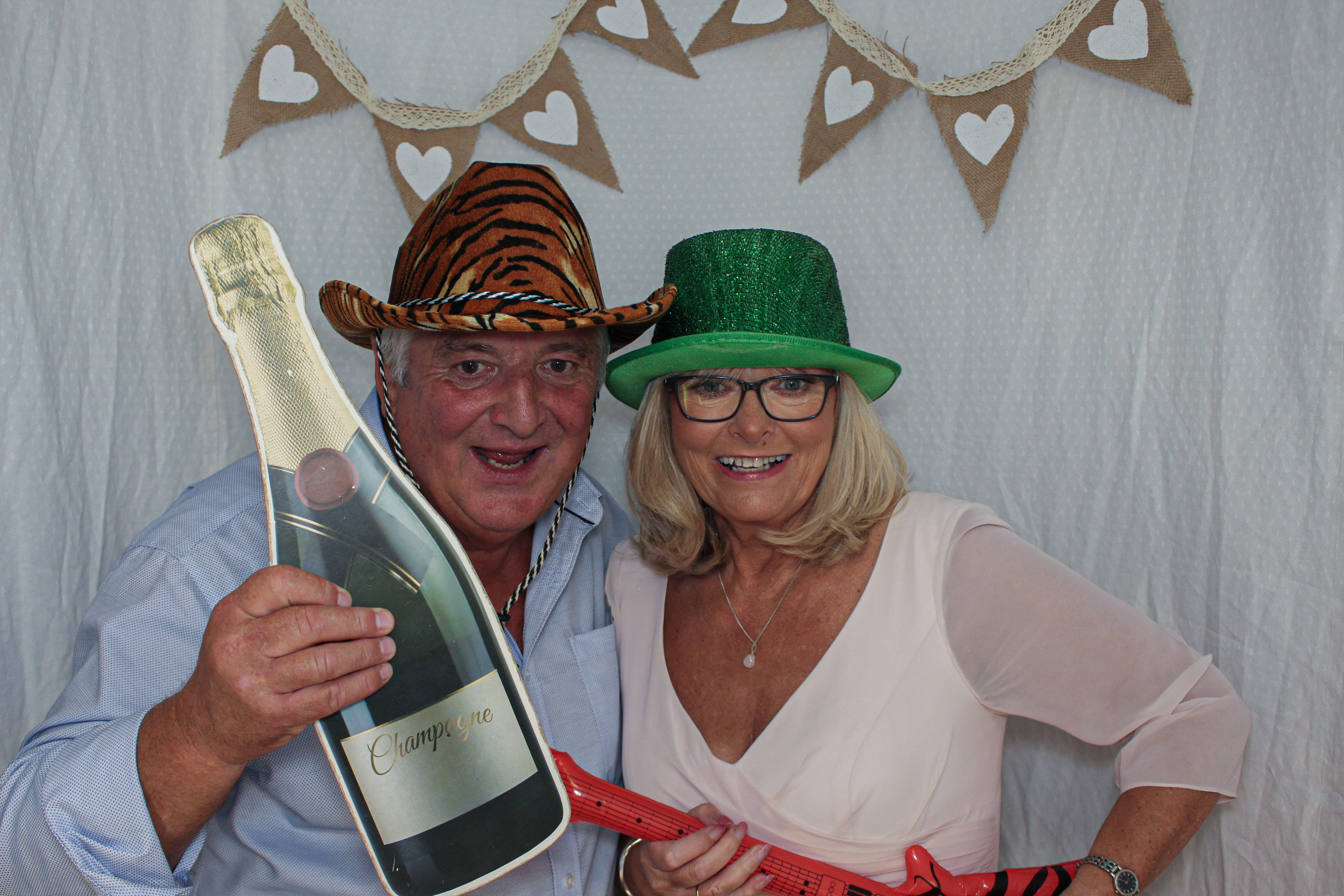 Ashleigh & Luke's Wedding Party | View more photos from the event at gallery.capturecube.co.uk/u/Capture-Cube/Ashleigh-Lukes-Wedding-Party