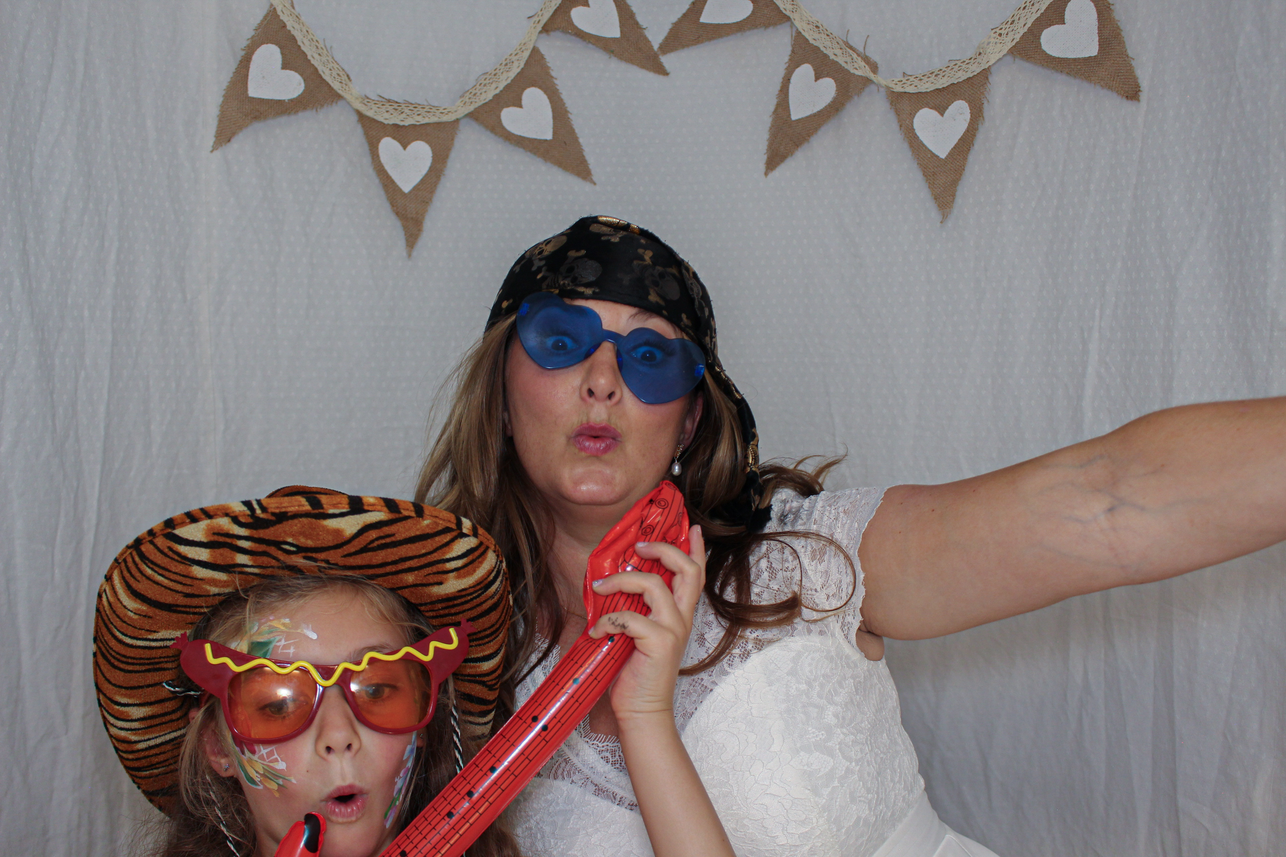 Ashleigh & Luke's Wedding Party | View more photos from the event at gallery.capturecube.co.uk/u/Capture-Cube/Ashleigh-Lukes-Wedding-Party