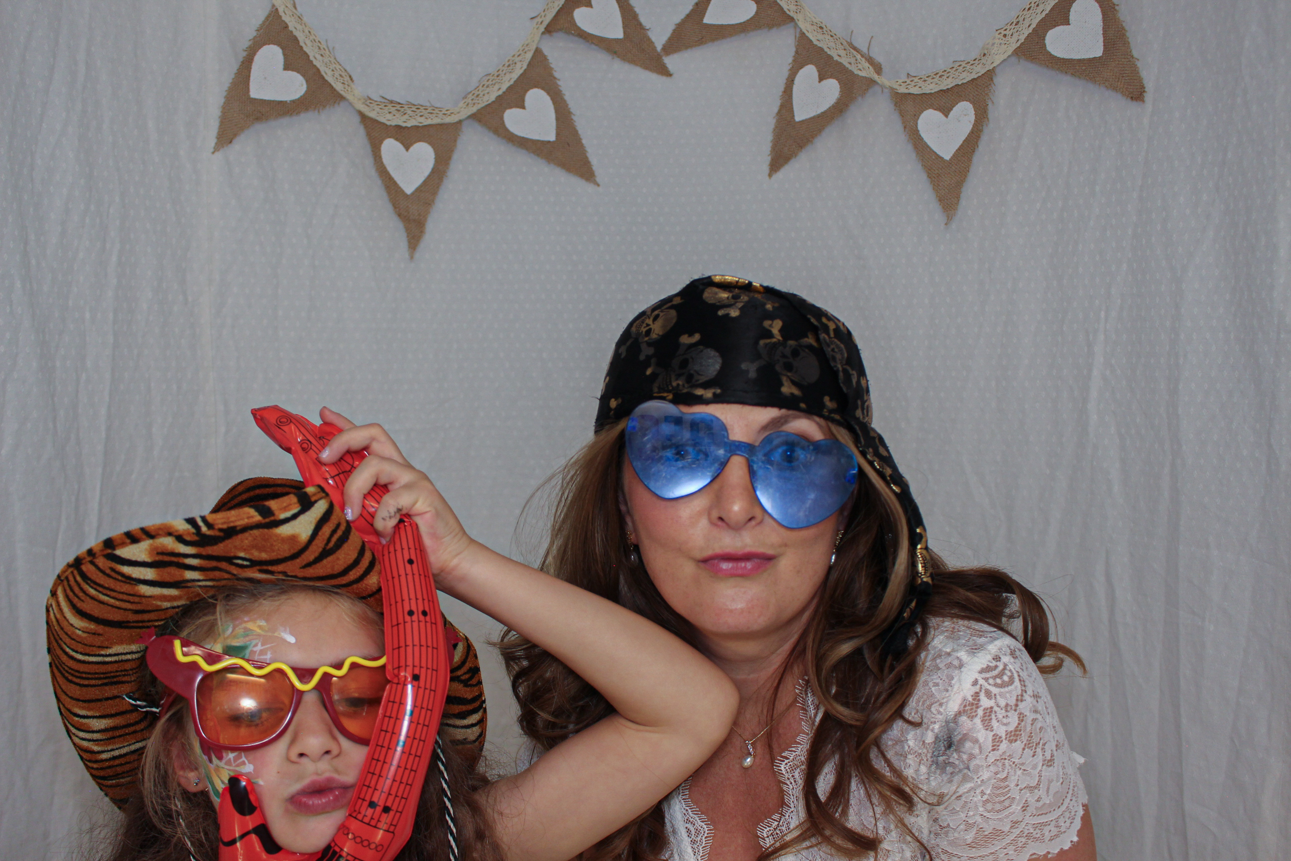 Ashleigh & Luke's Wedding Party | View more photos from the event at gallery.capturecube.co.uk/u/Capture-Cube/Ashleigh-Lukes-Wedding-Party