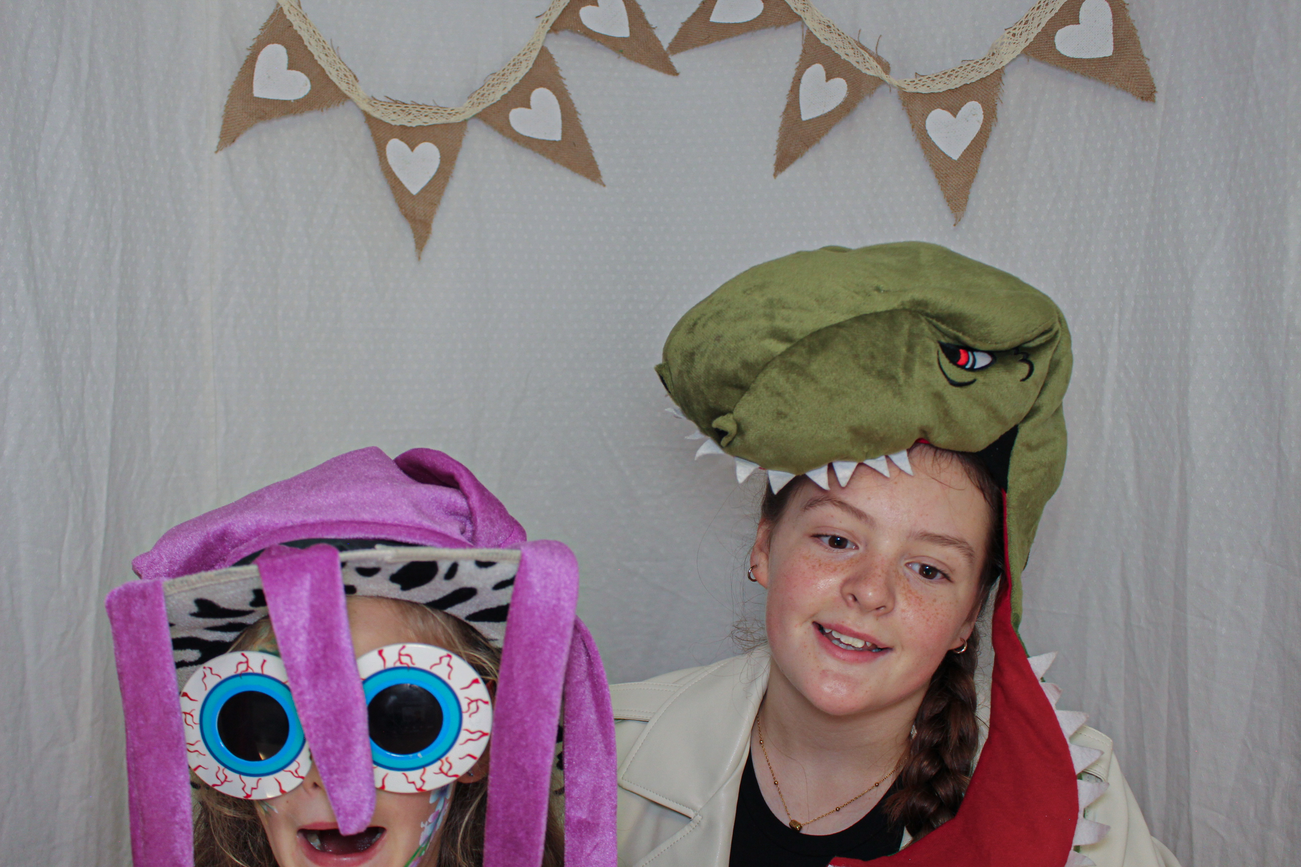 Ashleigh & Luke's Wedding Party | View more photos from the event at gallery.capturecube.co.uk/u/Capture-Cube/Ashleigh-Lukes-Wedding-Party