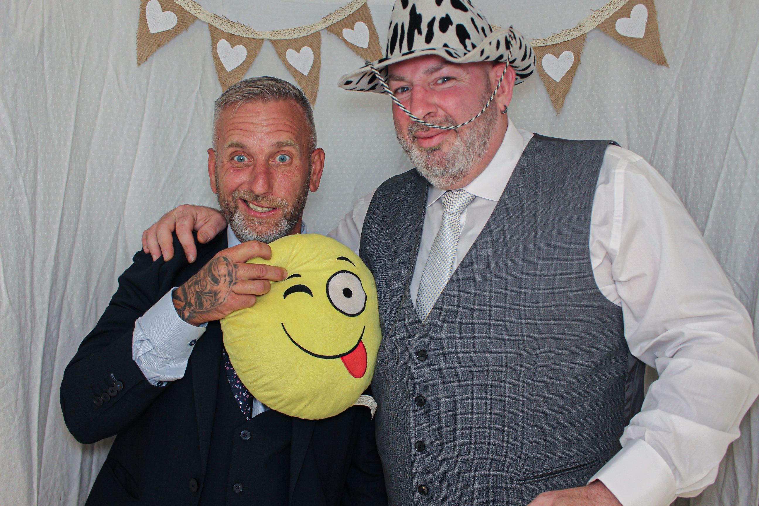 Clarissa & Robert's Wedding | View more photos from the event at gallery.capturecube.co.uk/u/Capture-Cube/Clarissa-Roberts-Wedding