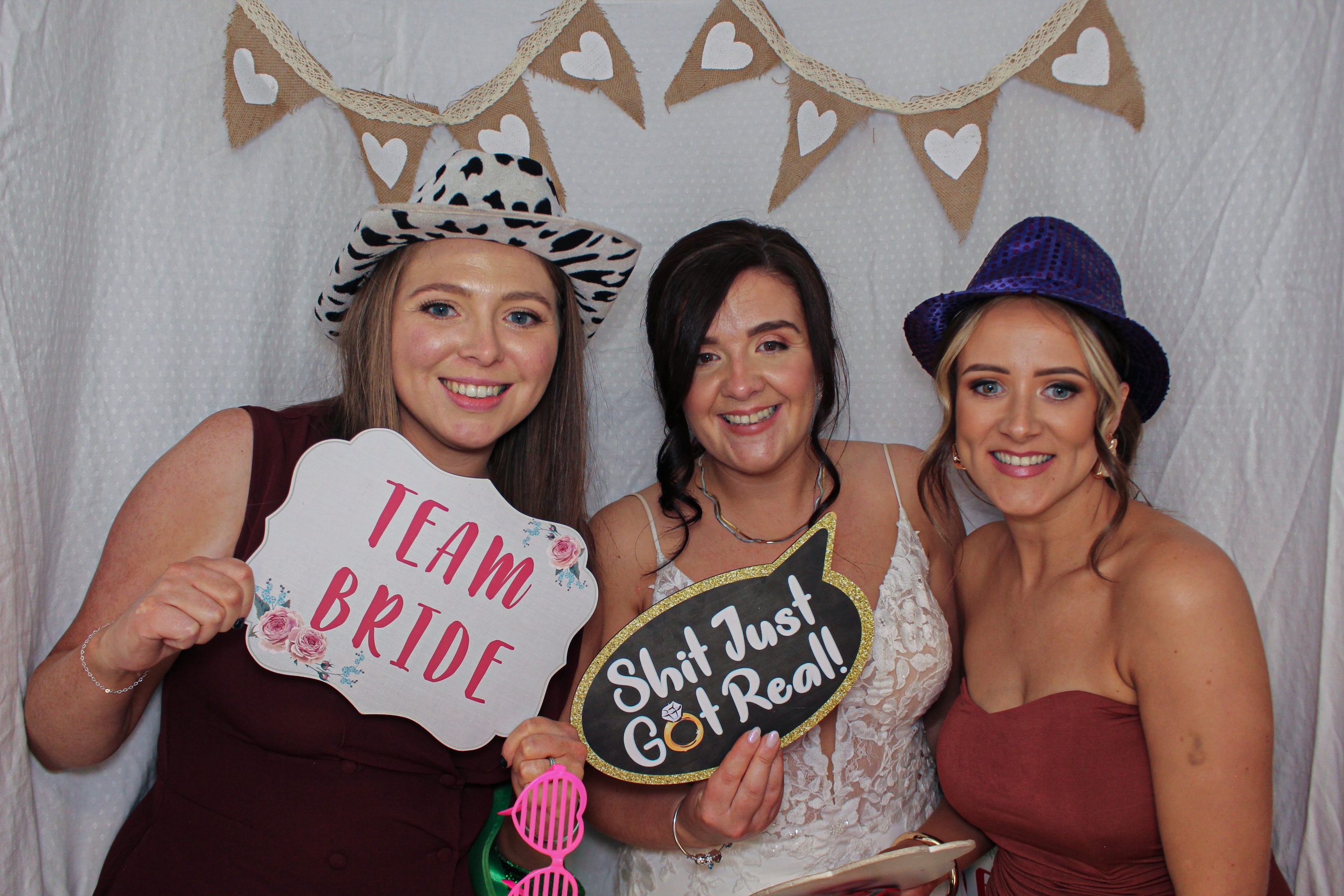 Deárbhla & Michael's Wedding | View more photos from the event at gallery.capturecube.co.uk/u/Capture-Cube/Deárbhla-Michaels-Wedding