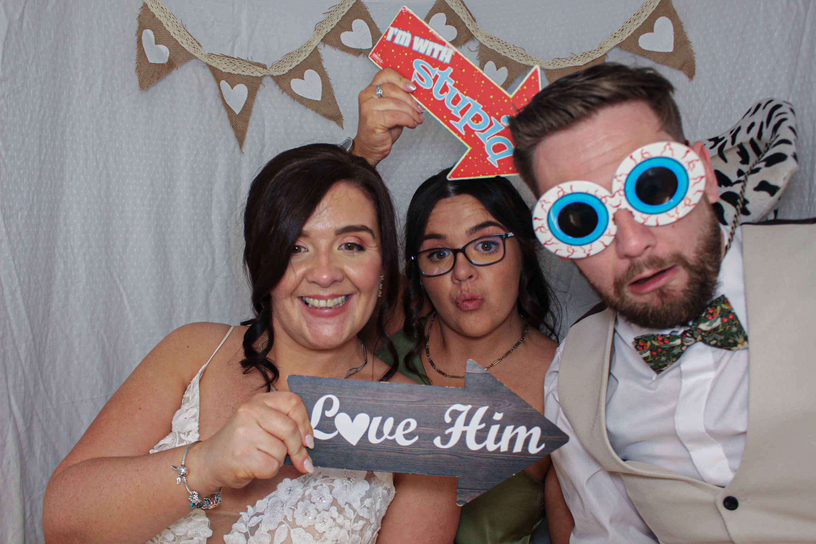 Deárbhla & Michael's Wedding | View more photos from the event at gallery.capturecube.co.uk/u/Capture-Cube/Deárbhla-Michaels-Wedding