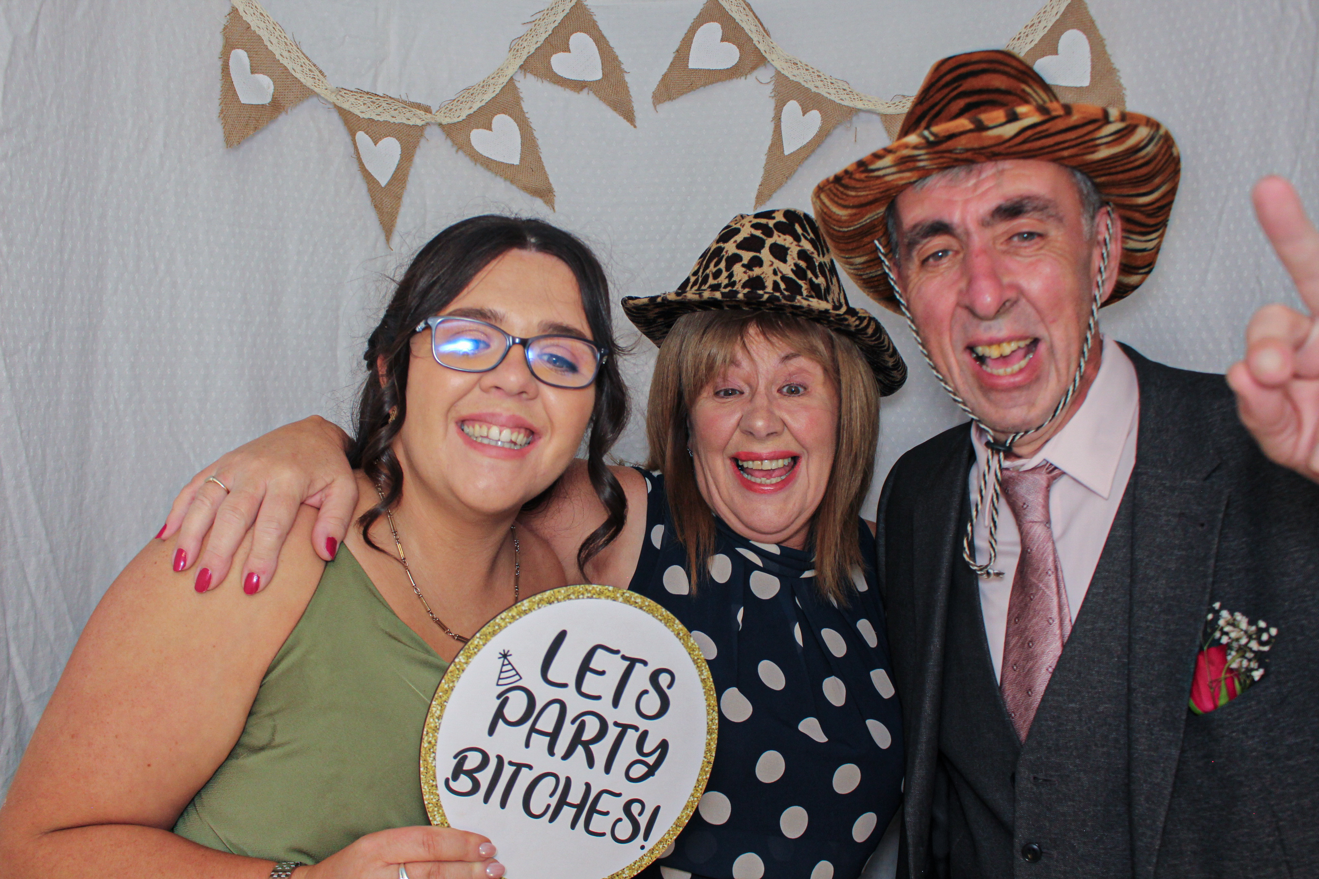 Deárbhla & Michael's Wedding | View more photos from the event at gallery.capturecube.co.uk/u/Capture-Cube/Deárbhla-Michaels-Wedding