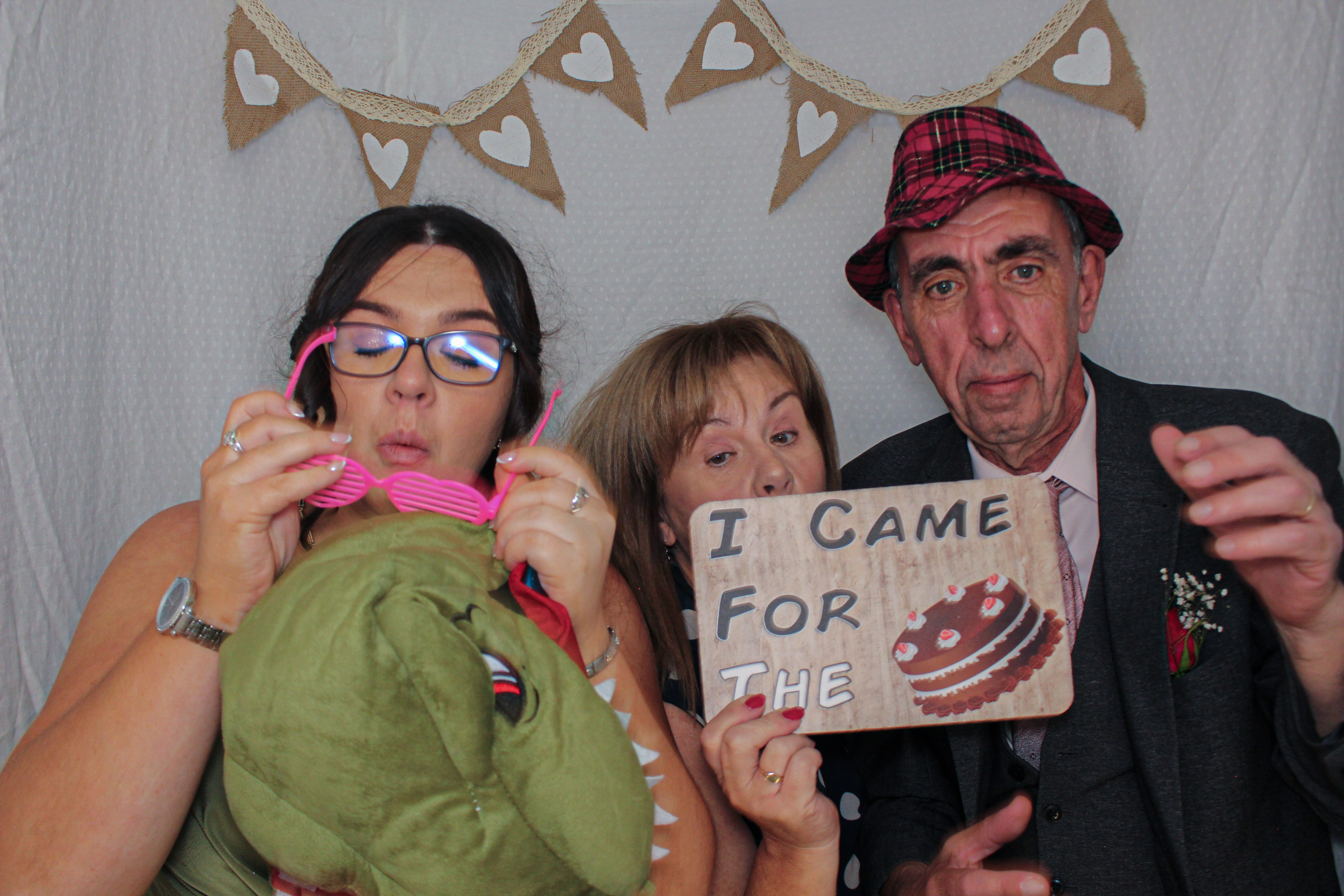 Deárbhla & Michael's Wedding | View more photos from the event at gallery.capturecube.co.uk/u/Capture-Cube/Deárbhla-Michaels-Wedding