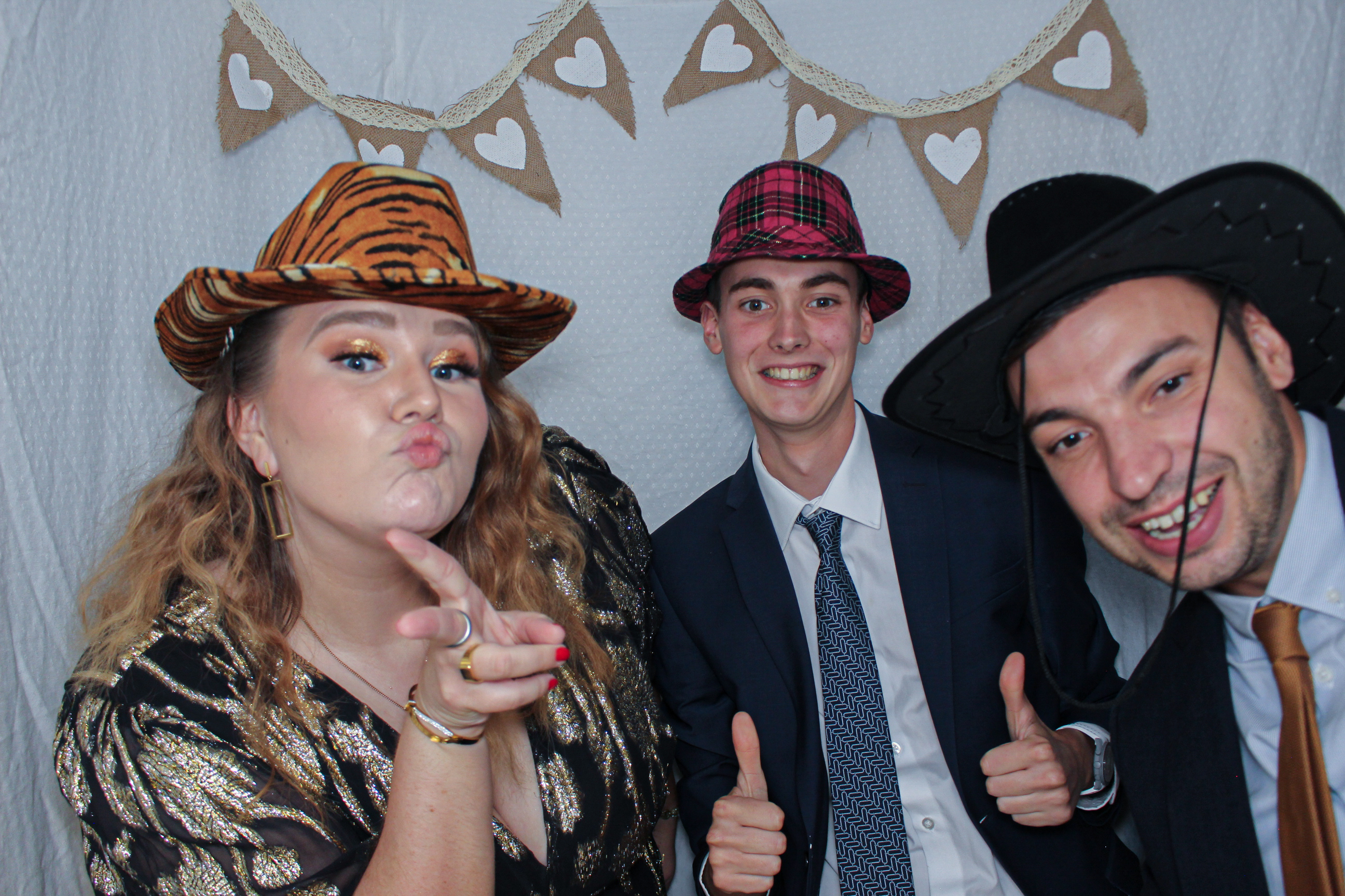 Deárbhla & Michael's Wedding | View more photos from the event at gallery.capturecube.co.uk/u/Capture-Cube/Deárbhla-Michaels-Wedding