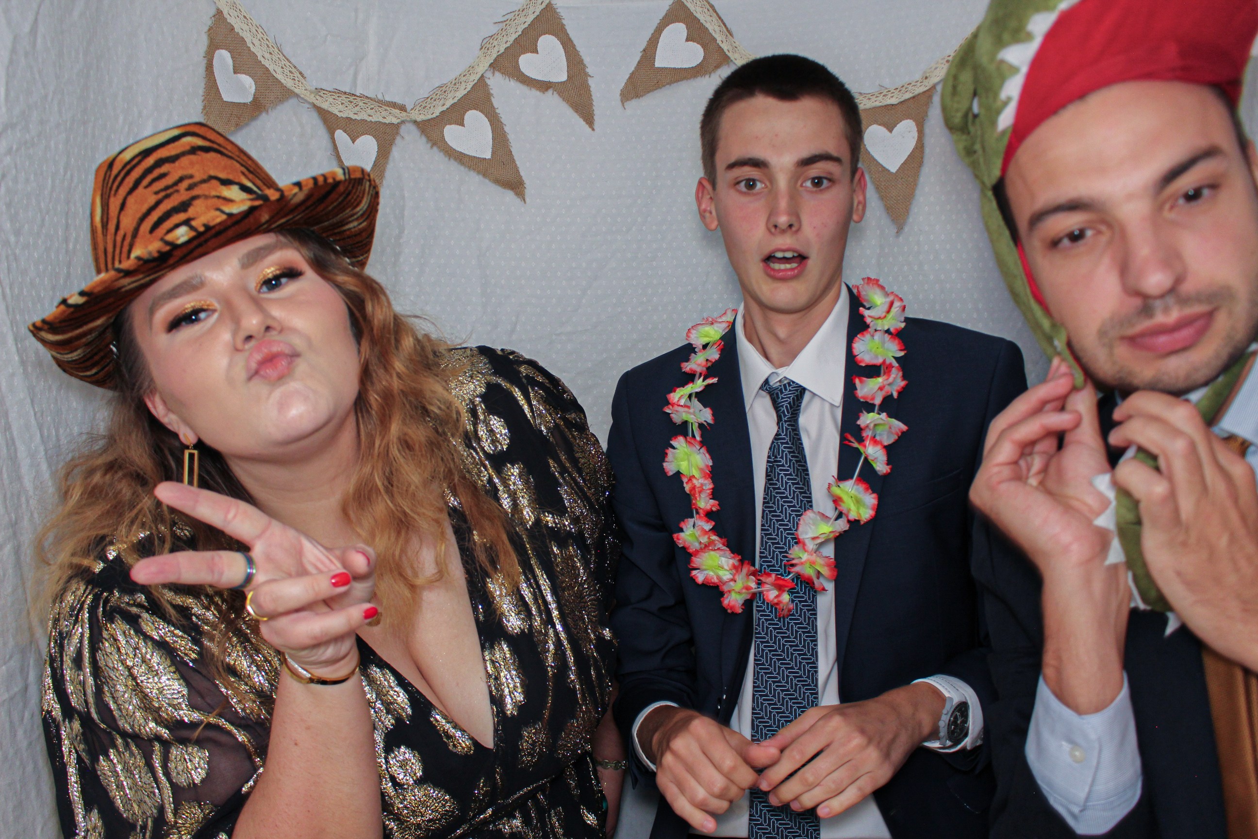 Deárbhla & Michael's Wedding | View more photos from the event at gallery.capturecube.co.uk/u/Capture-Cube/Deárbhla-Michaels-Wedding