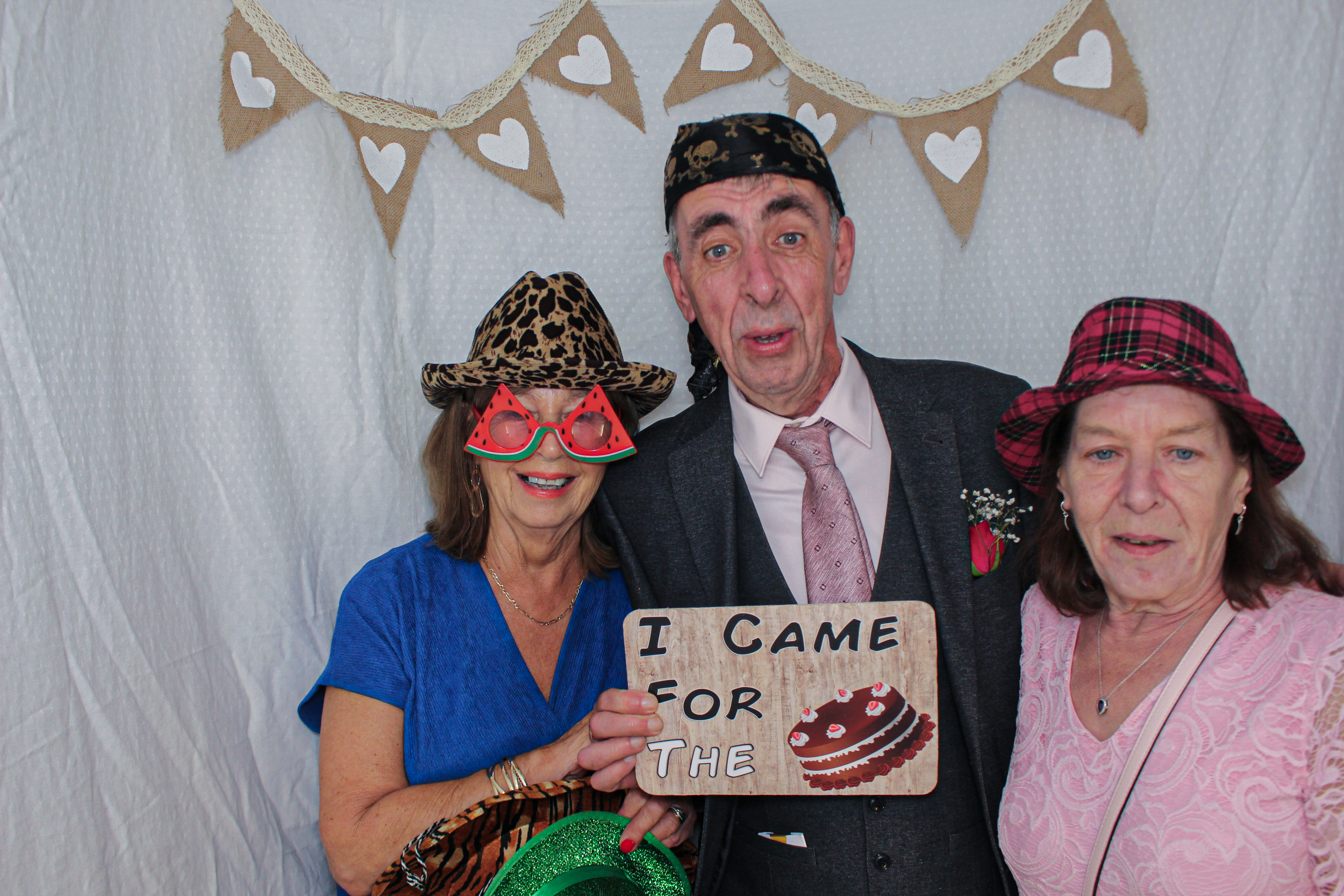 Deárbhla & Michael's Wedding | View more photos from the event at gallery.capturecube.co.uk/u/Capture-Cube/Deárbhla-Michaels-Wedding