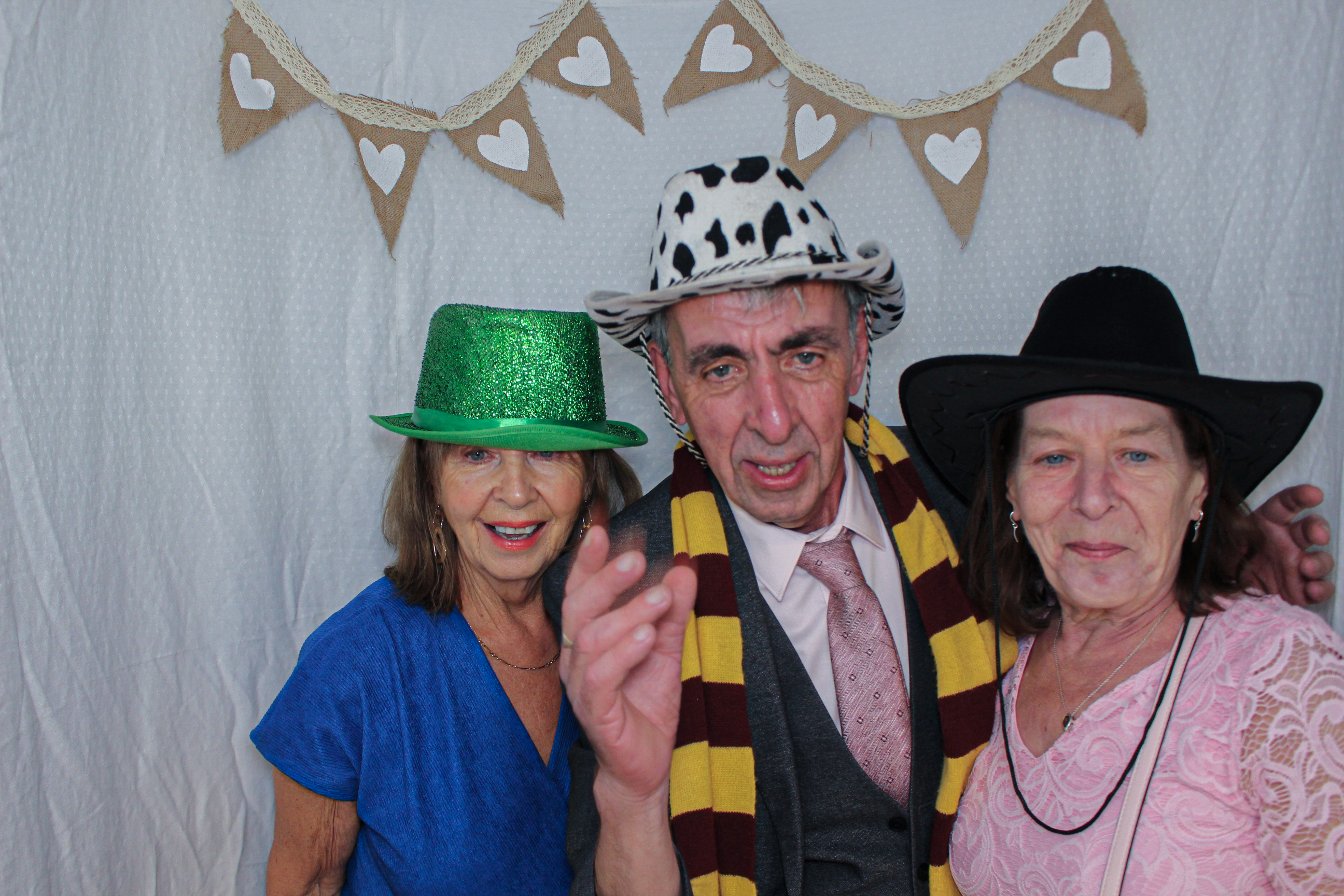 Deárbhla & Michael's Wedding | View more photos from the event at gallery.capturecube.co.uk/u/Capture-Cube/Deárbhla-Michaels-Wedding