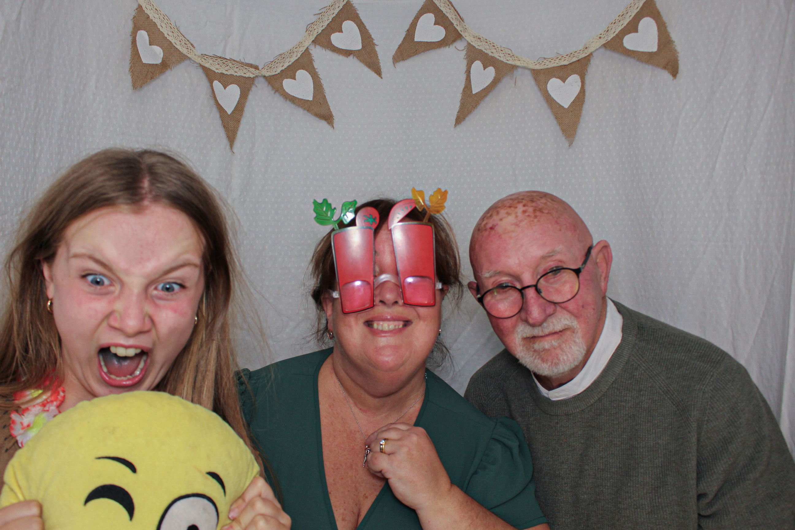 Deárbhla & Michael's Wedding | View more photos from the event at gallery.capturecube.co.uk/u/Capture-Cube/Deárbhla-Michaels-Wedding