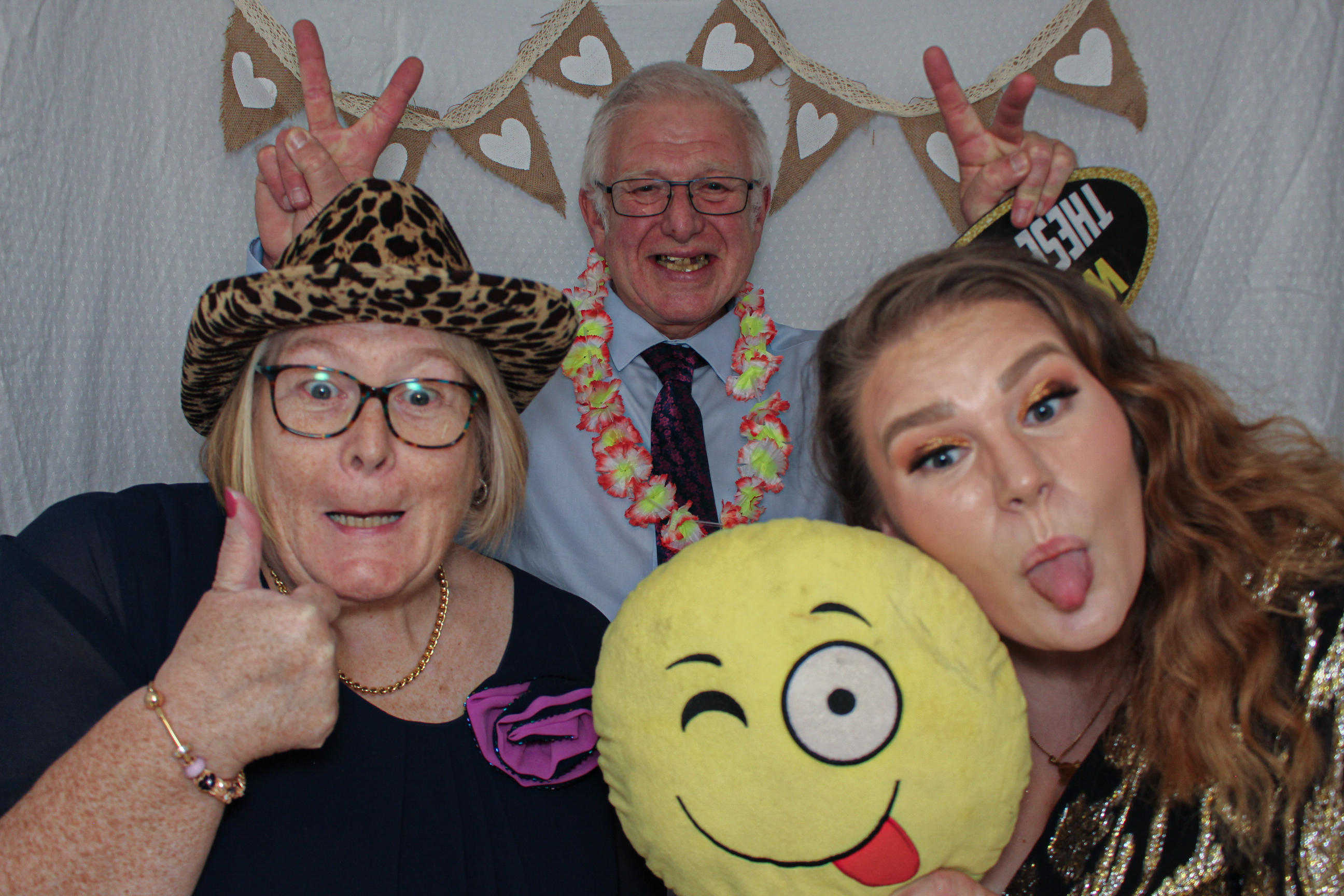 Deárbhla & Michael's Wedding | View more photos from the event at gallery.capturecube.co.uk/u/Capture-Cube/Deárbhla-Michaels-Wedding