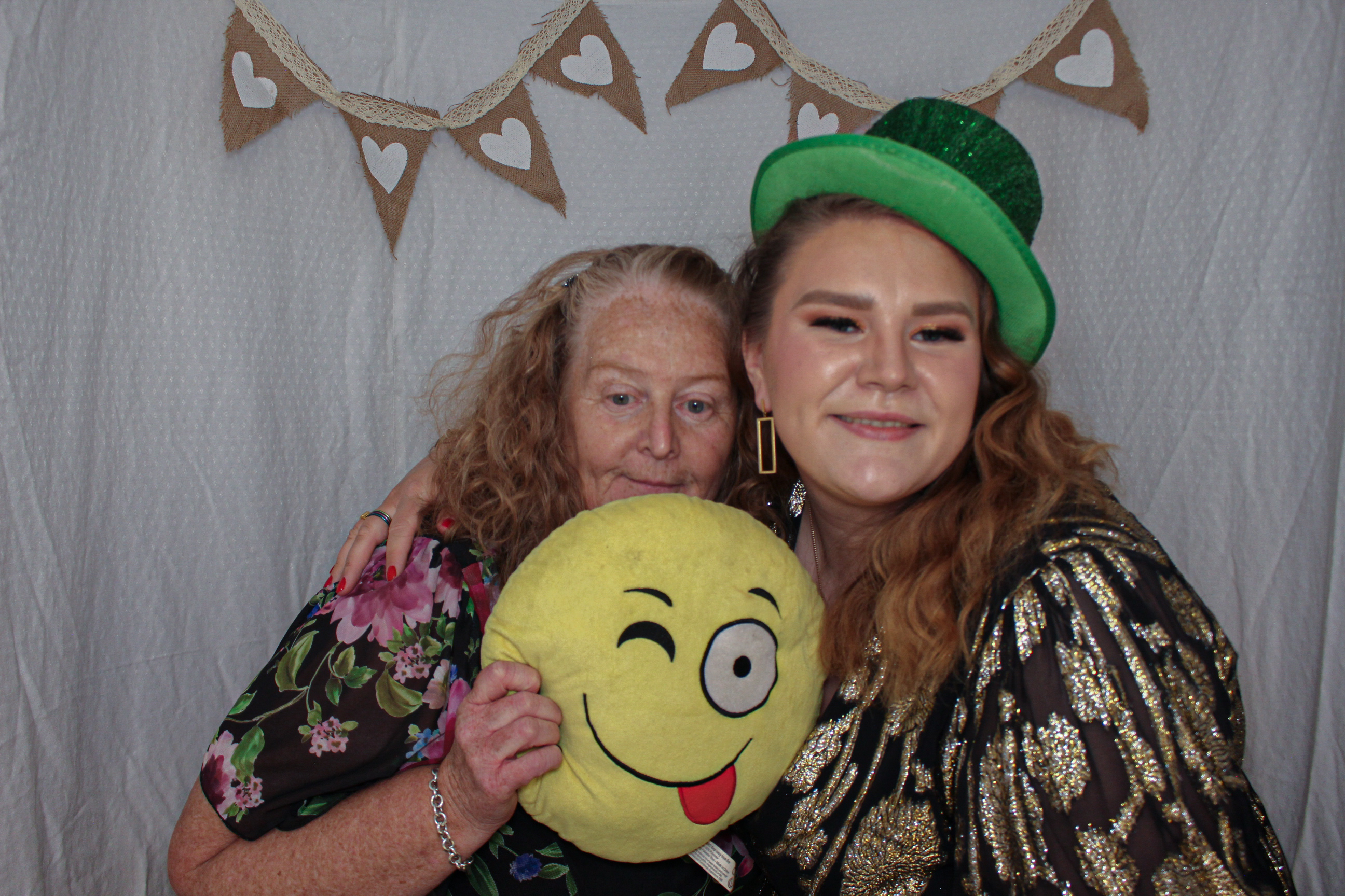 Deárbhla & Michael's Wedding | View more photos from the event at gallery.capturecube.co.uk/u/Capture-Cube/Deárbhla-Michaels-Wedding