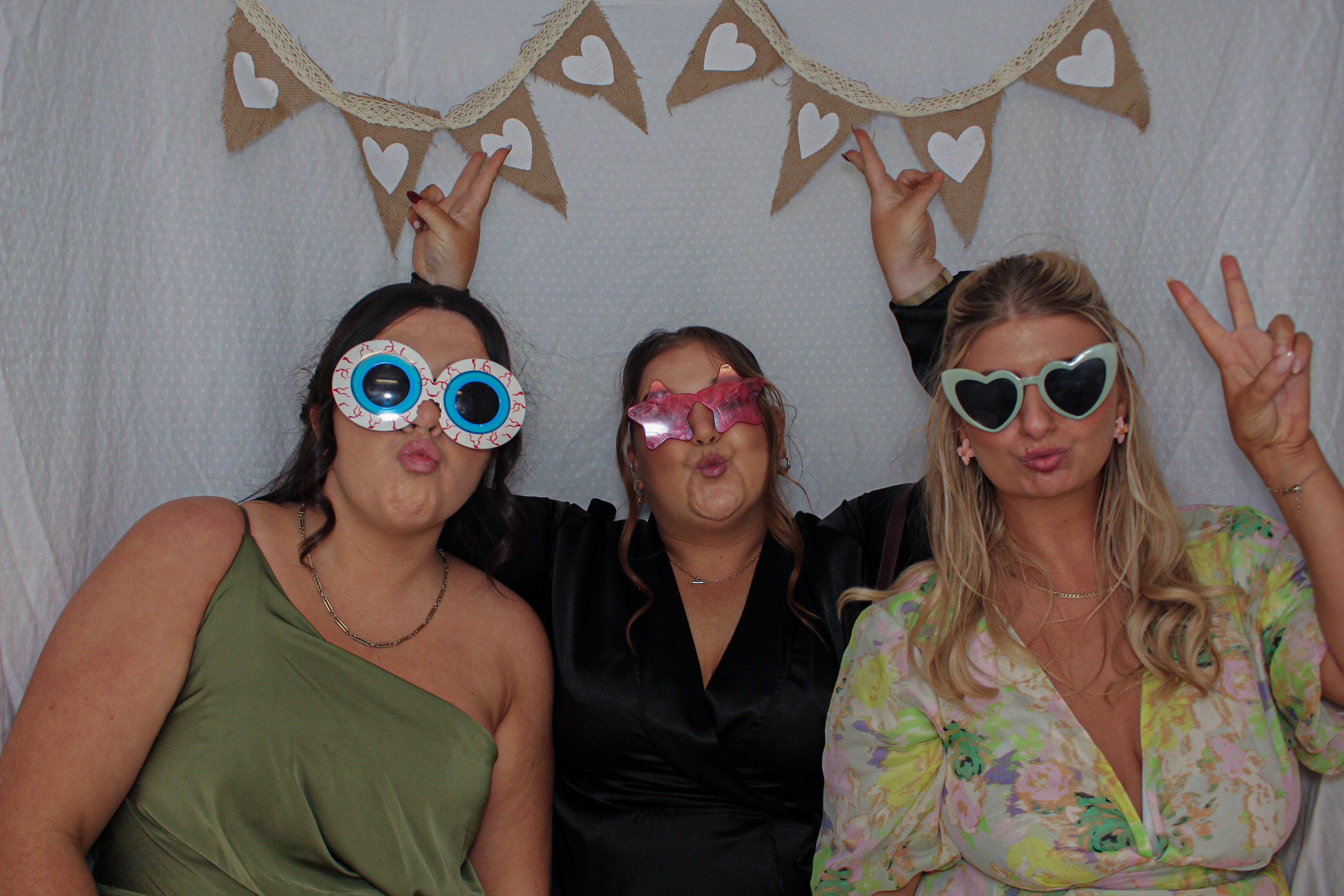 Deárbhla & Michael's Wedding | View more photos from the event at gallery.capturecube.co.uk/u/Capture-Cube/Deárbhla-Michaels-Wedding