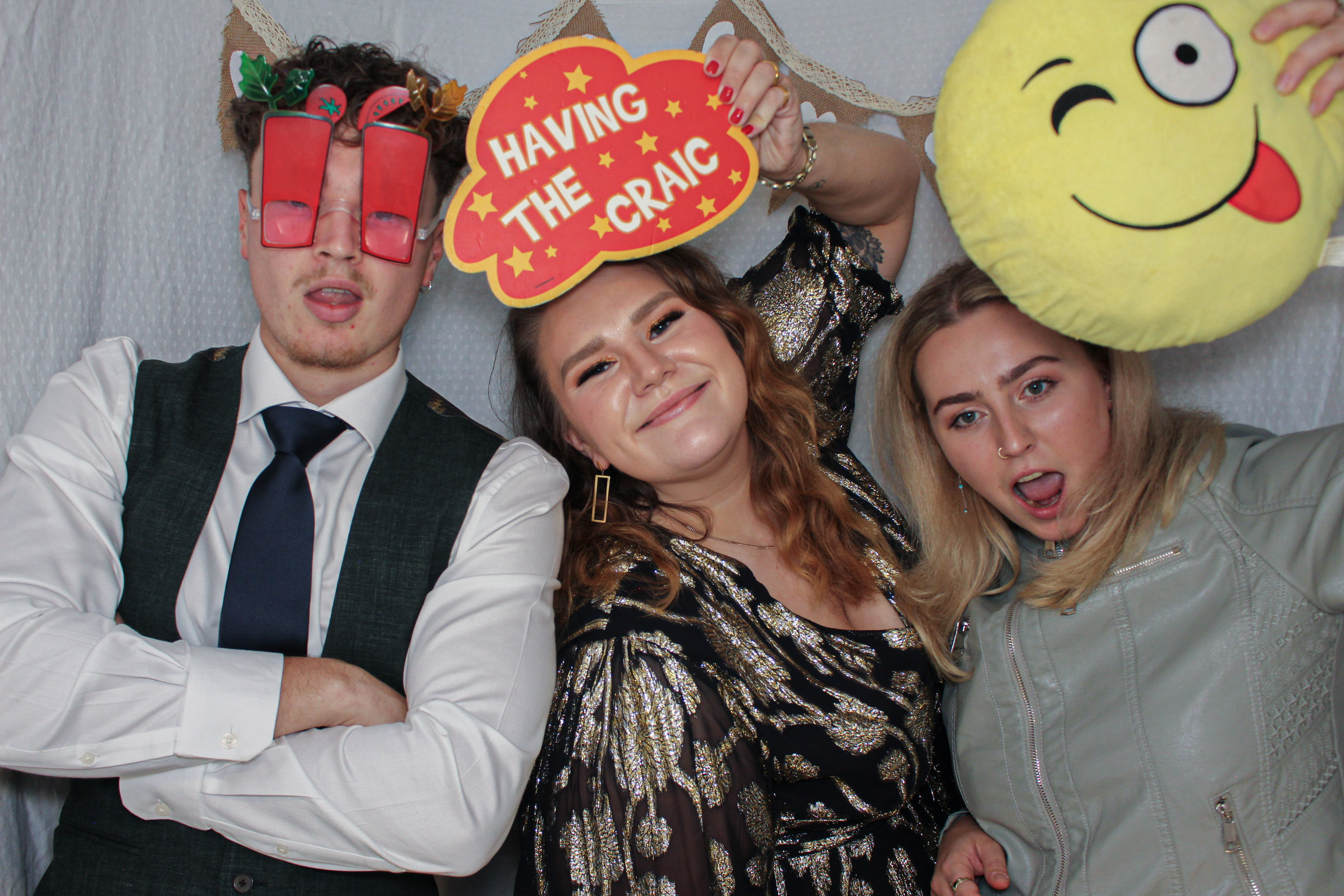 Deárbhla & Michael's Wedding | View more photos from the event at gallery.capturecube.co.uk/u/Capture-Cube/Deárbhla-Michaels-Wedding