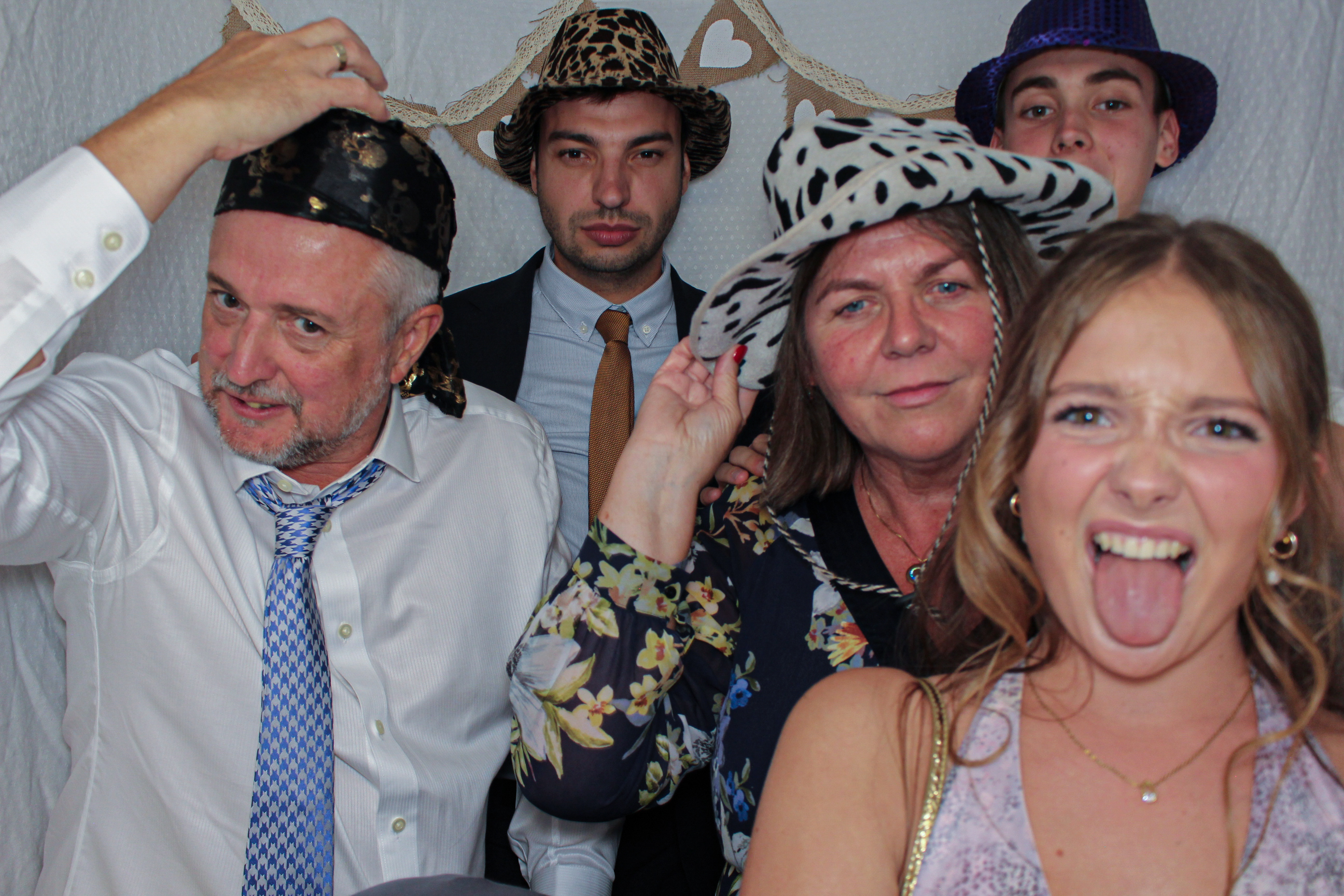 Deárbhla & Michael's Wedding | View more photos from the event at gallery.capturecube.co.uk/u/Capture-Cube/Deárbhla-Michaels-Wedding