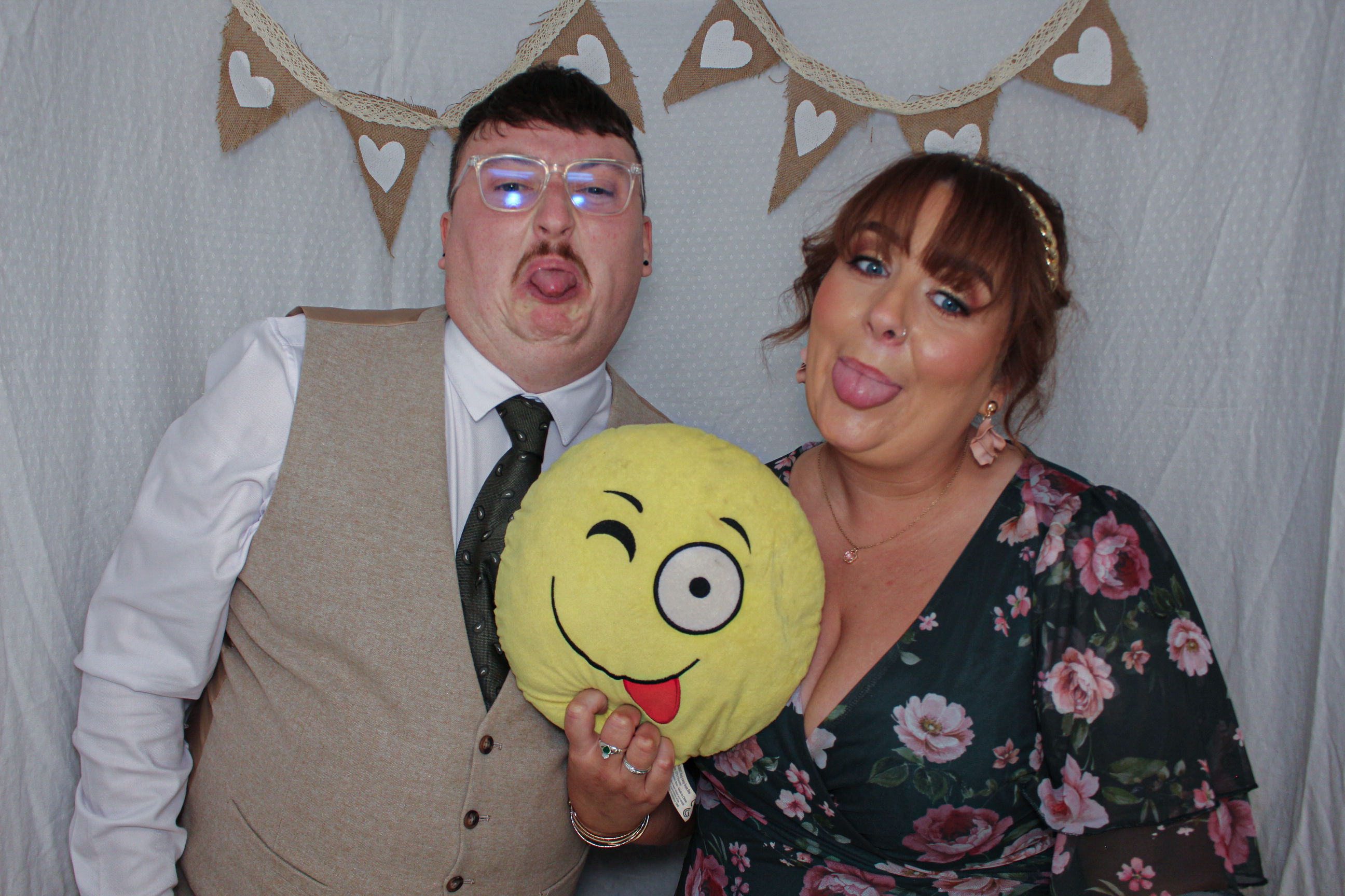 Deárbhla & Michael's Wedding | View more photos from the event at gallery.capturecube.co.uk/u/Capture-Cube/Deárbhla-Michaels-Wedding