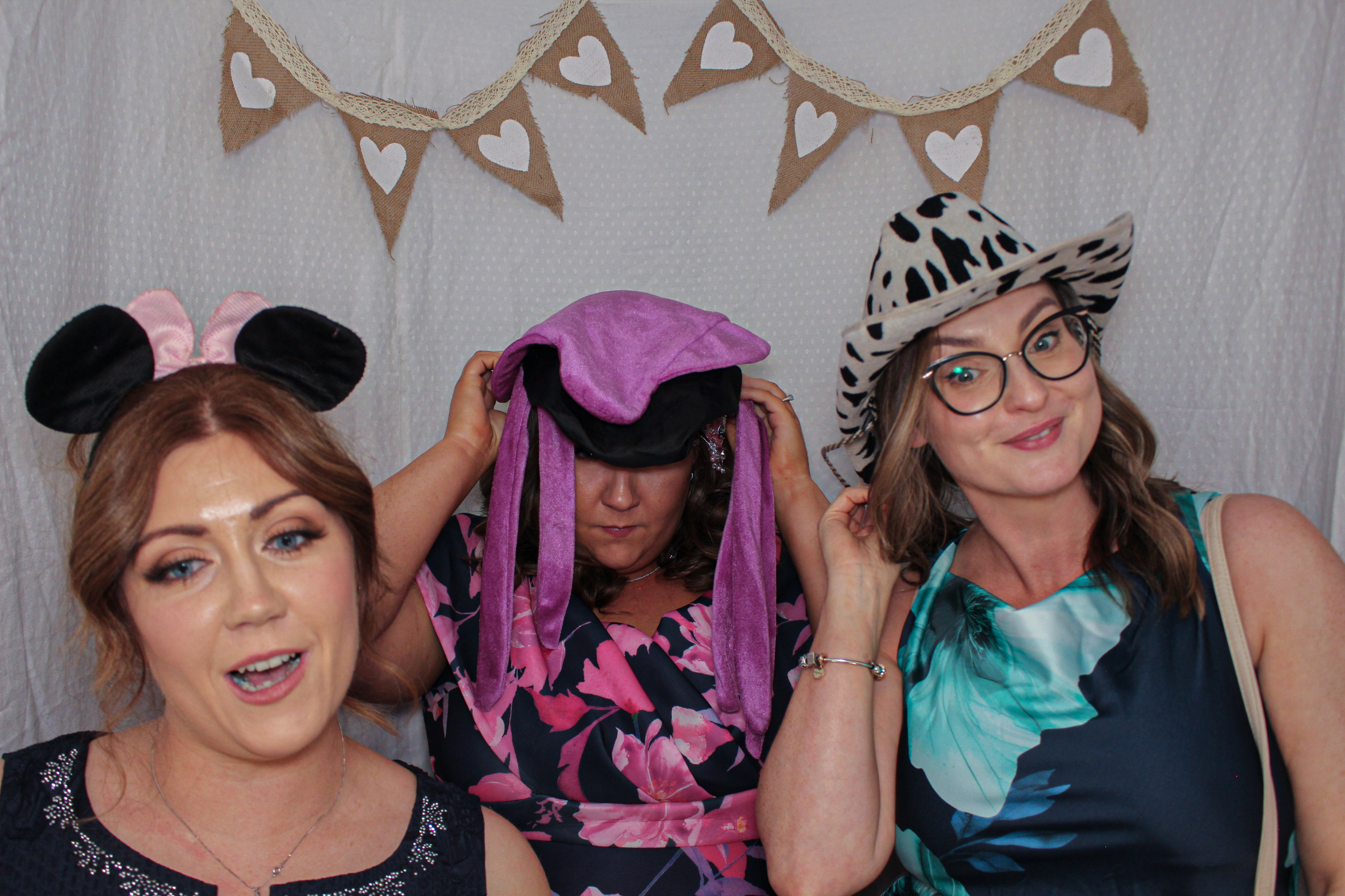 Deárbhla & Michael's Wedding | View more photos from the event at gallery.capturecube.co.uk/u/Capture-Cube/Deárbhla-Michaels-Wedding