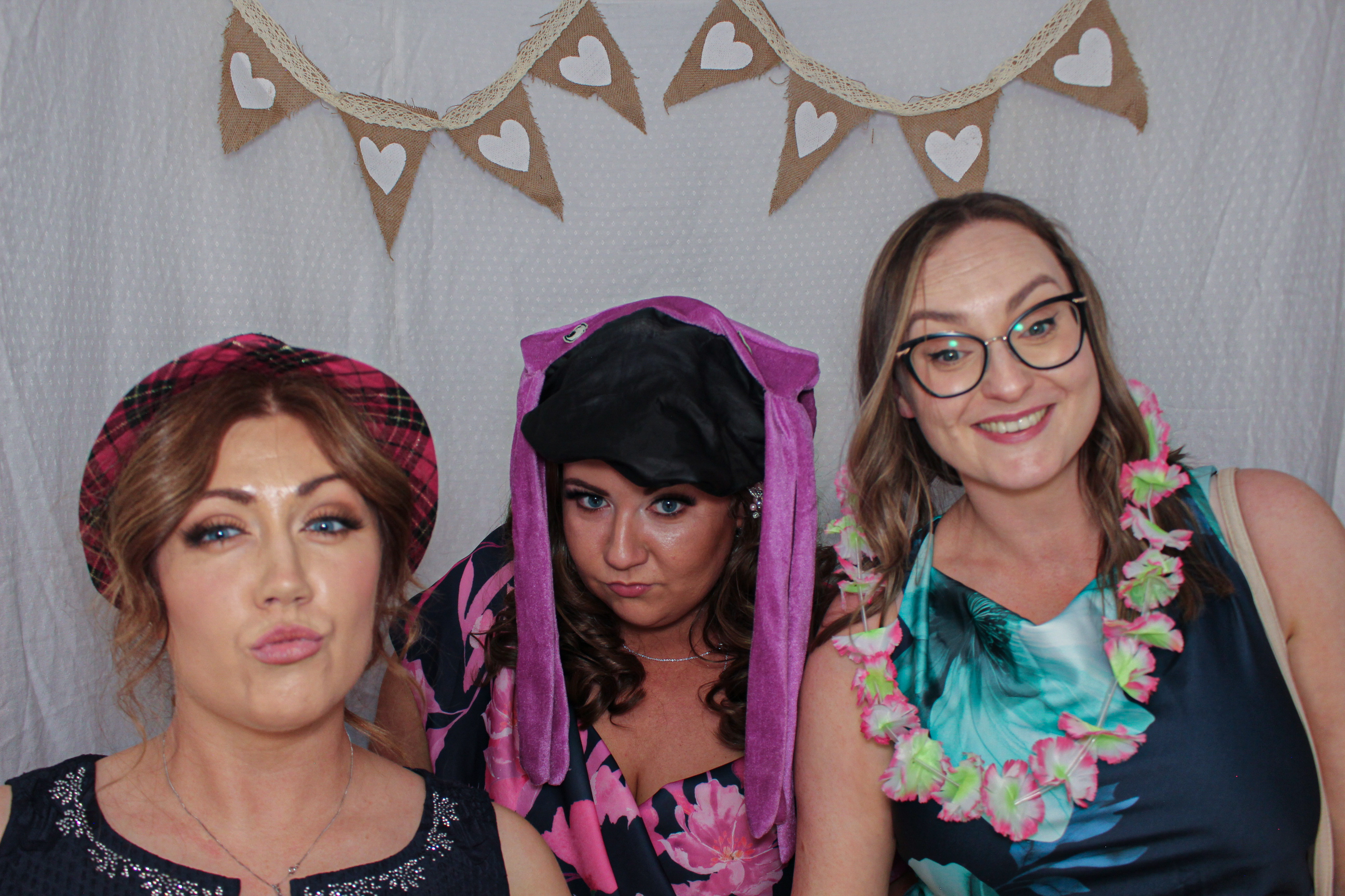 Deárbhla & Michael's Wedding | View more photos from the event at gallery.capturecube.co.uk/u/Capture-Cube/Deárbhla-Michaels-Wedding