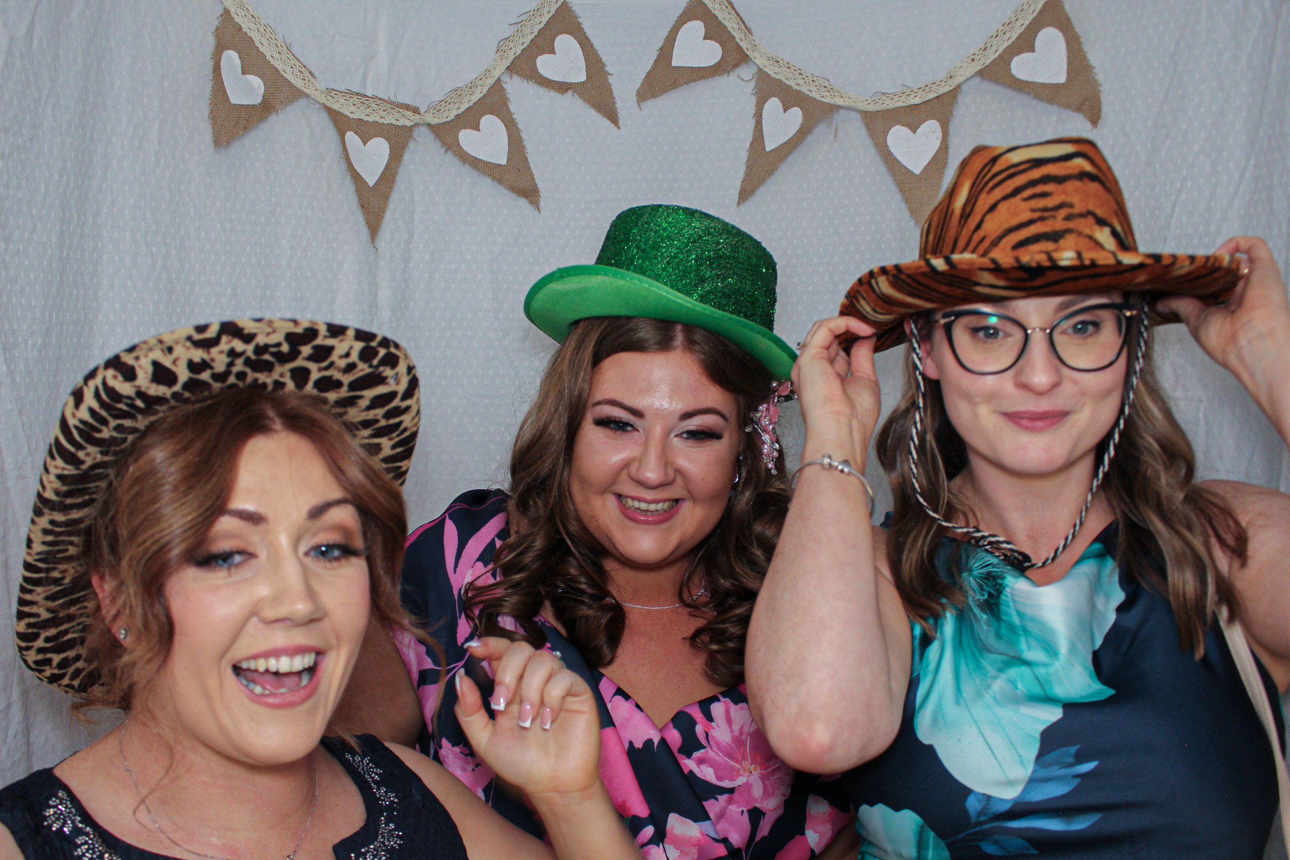 Deárbhla & Michael's Wedding | View more photos from the event at gallery.capturecube.co.uk/u/Capture-Cube/Deárbhla-Michaels-Wedding