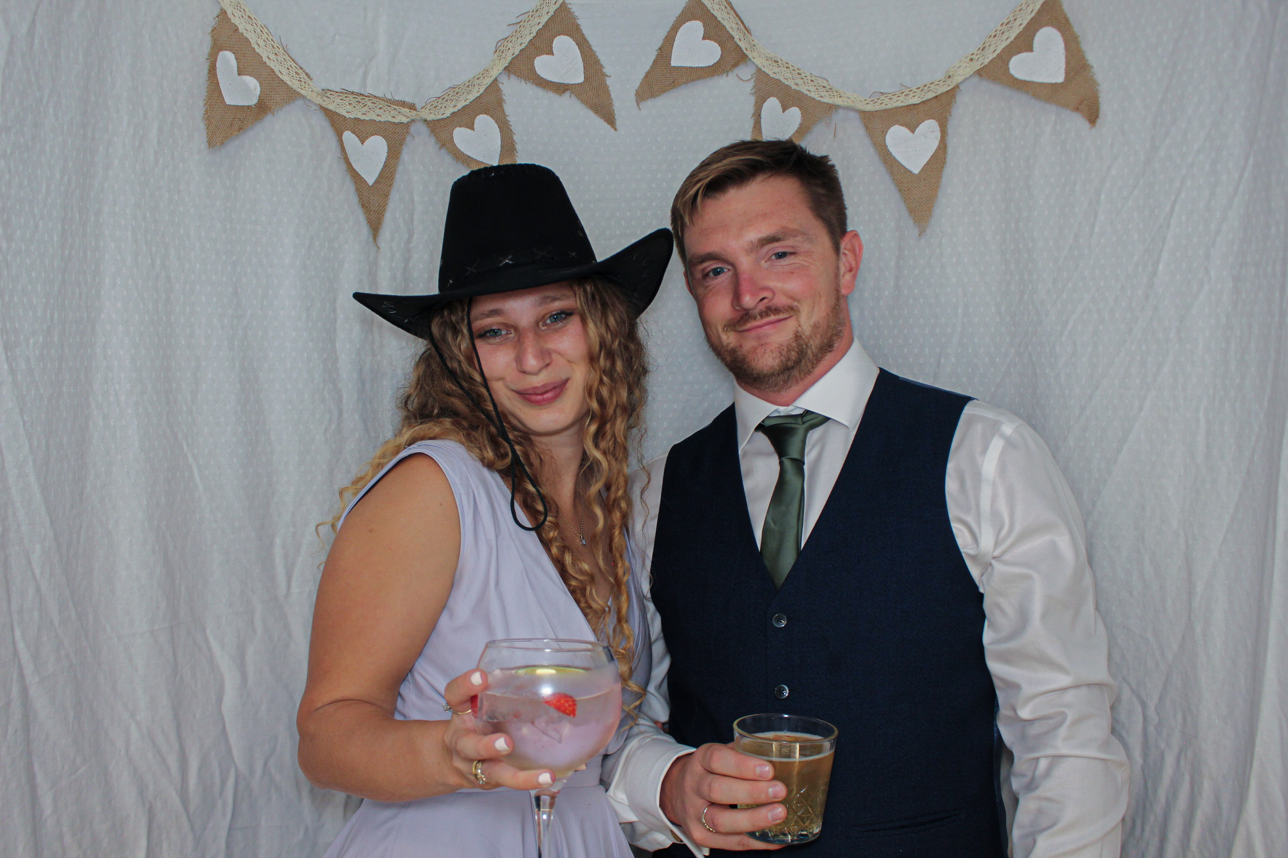 Deárbhla & Michael's Wedding | View more photos from the event at gallery.capturecube.co.uk/u/Capture-Cube/Deárbhla-Michaels-Wedding