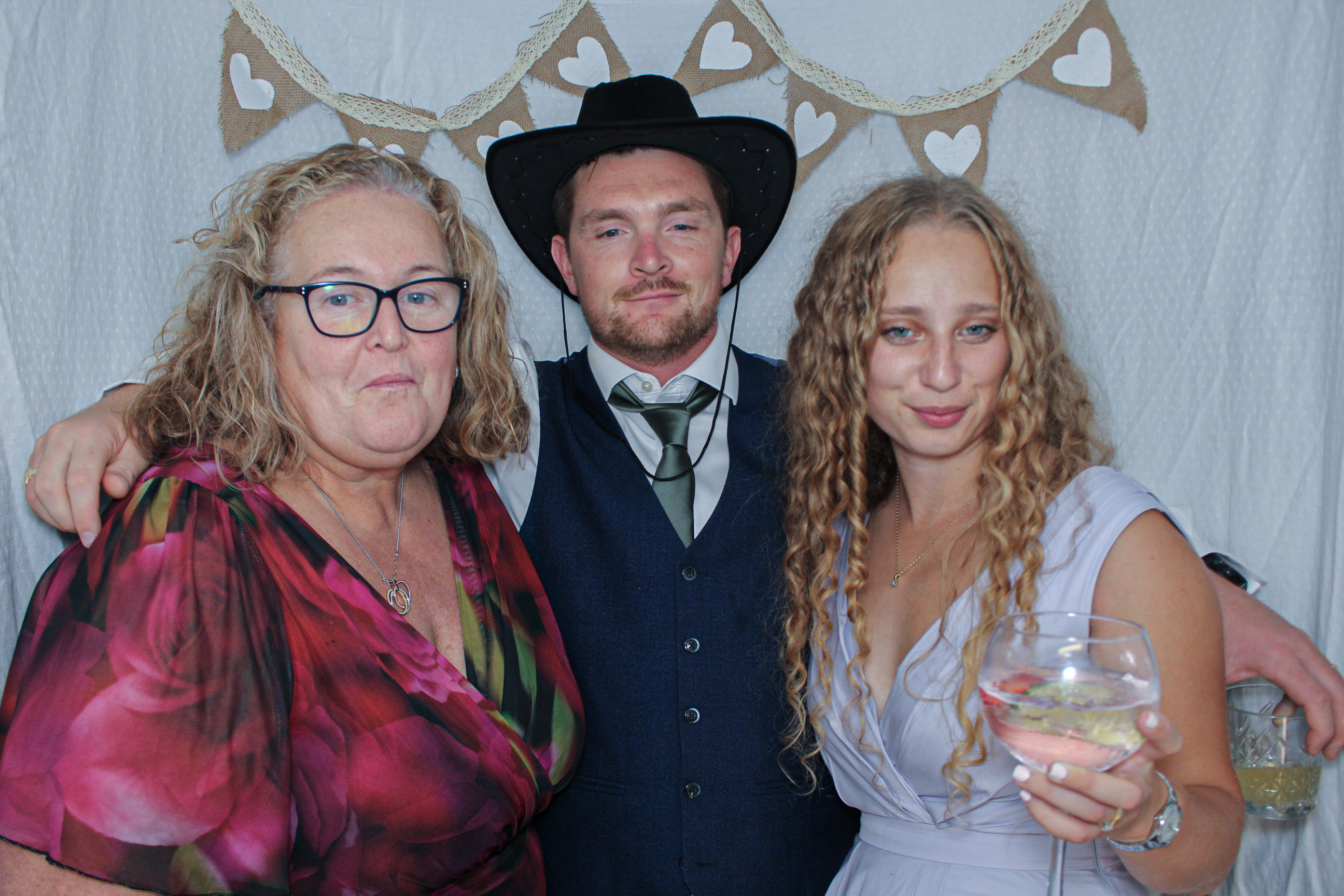 Deárbhla & Michael's Wedding | View more photos from the event at gallery.capturecube.co.uk/u/Capture-Cube/Deárbhla-Michaels-Wedding