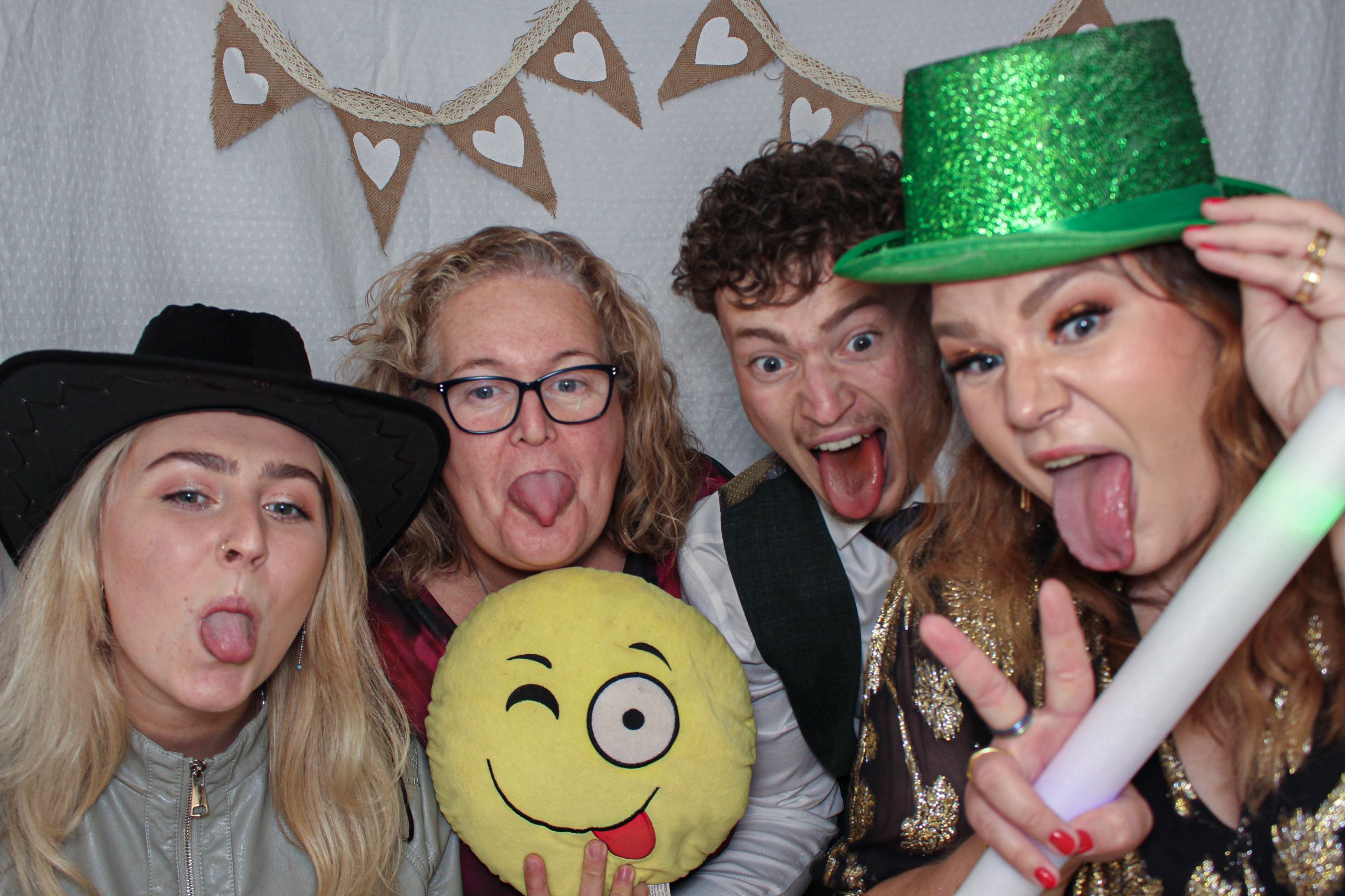 Deárbhla & Michael's Wedding | View more photos from the event at gallery.capturecube.co.uk/u/Capture-Cube/Deárbhla-Michaels-Wedding