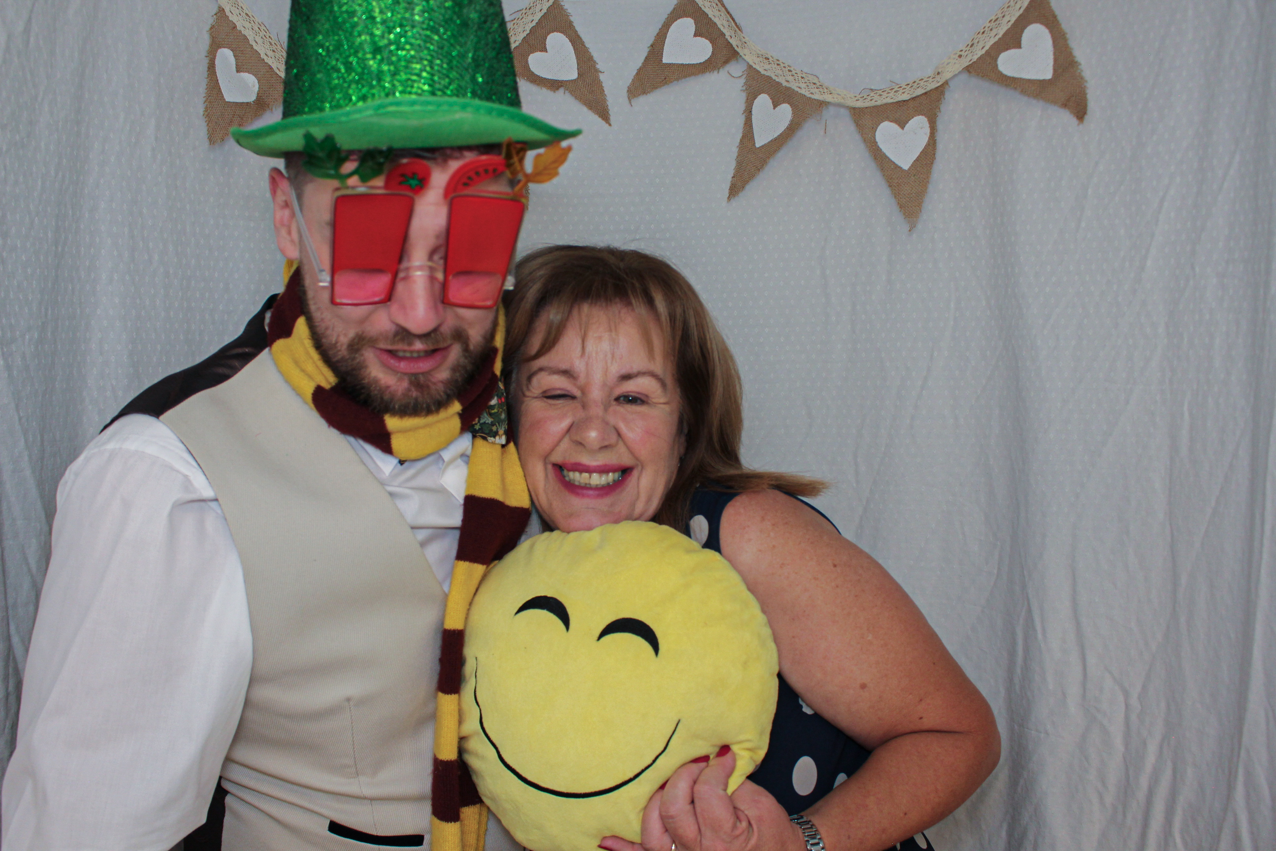 Deárbhla & Michael's Wedding | View more photos from the event at gallery.capturecube.co.uk/u/Capture-Cube/Deárbhla-Michaels-Wedding