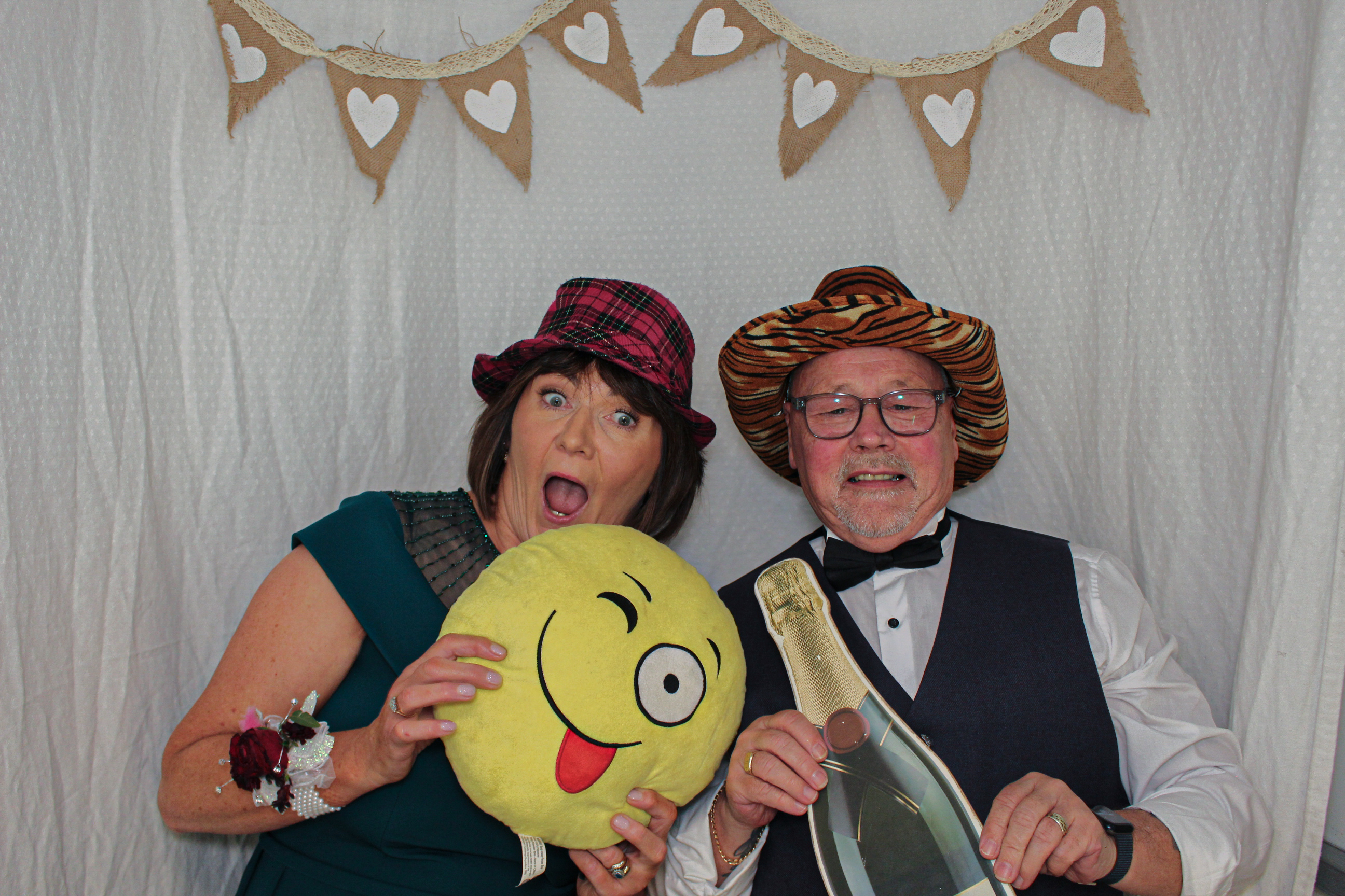 Emma & Chris' Wedding | View more photos from the event at gallery.capturecube.co.uk/u/Capture-Cube/Emma-Chris-Wedding