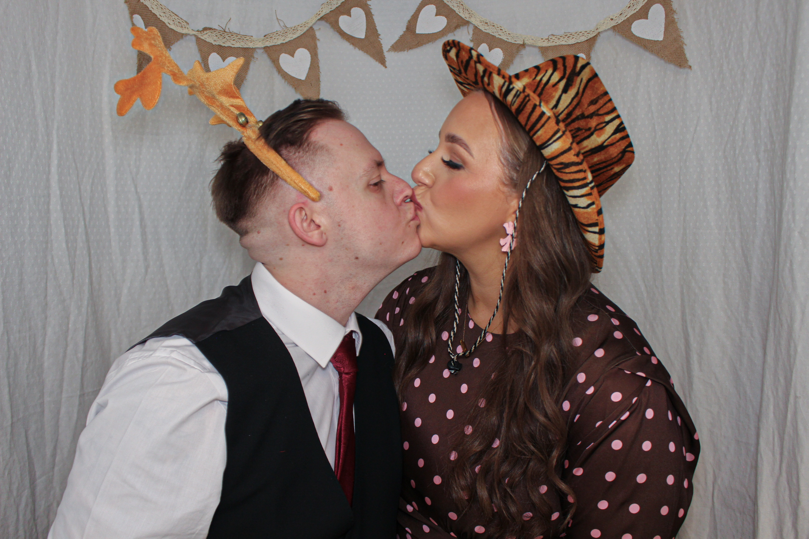 Emma & Chris' Wedding | View more photos from the event at gallery.capturecube.co.uk/u/Capture-Cube/Emma-Chris-Wedding