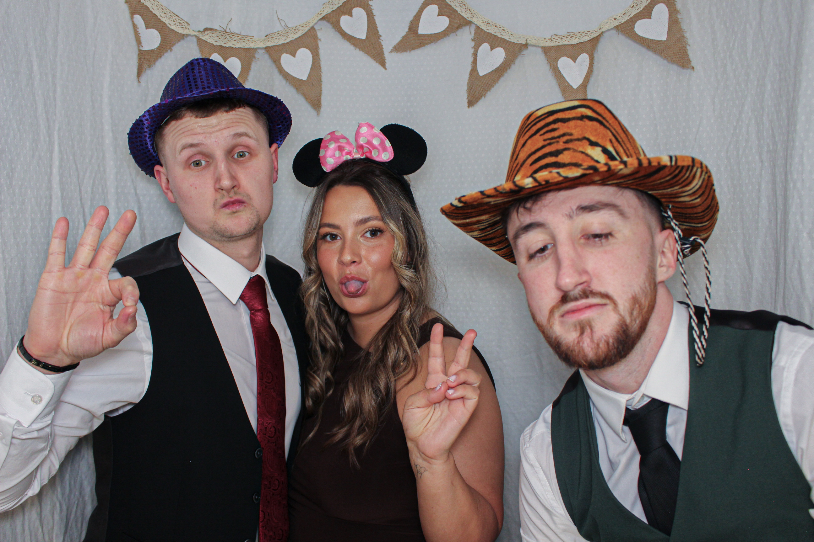 Emma & Chris' Wedding | View more photos from the event at gallery.capturecube.co.uk/u/Capture-Cube/Emma-Chris-Wedding