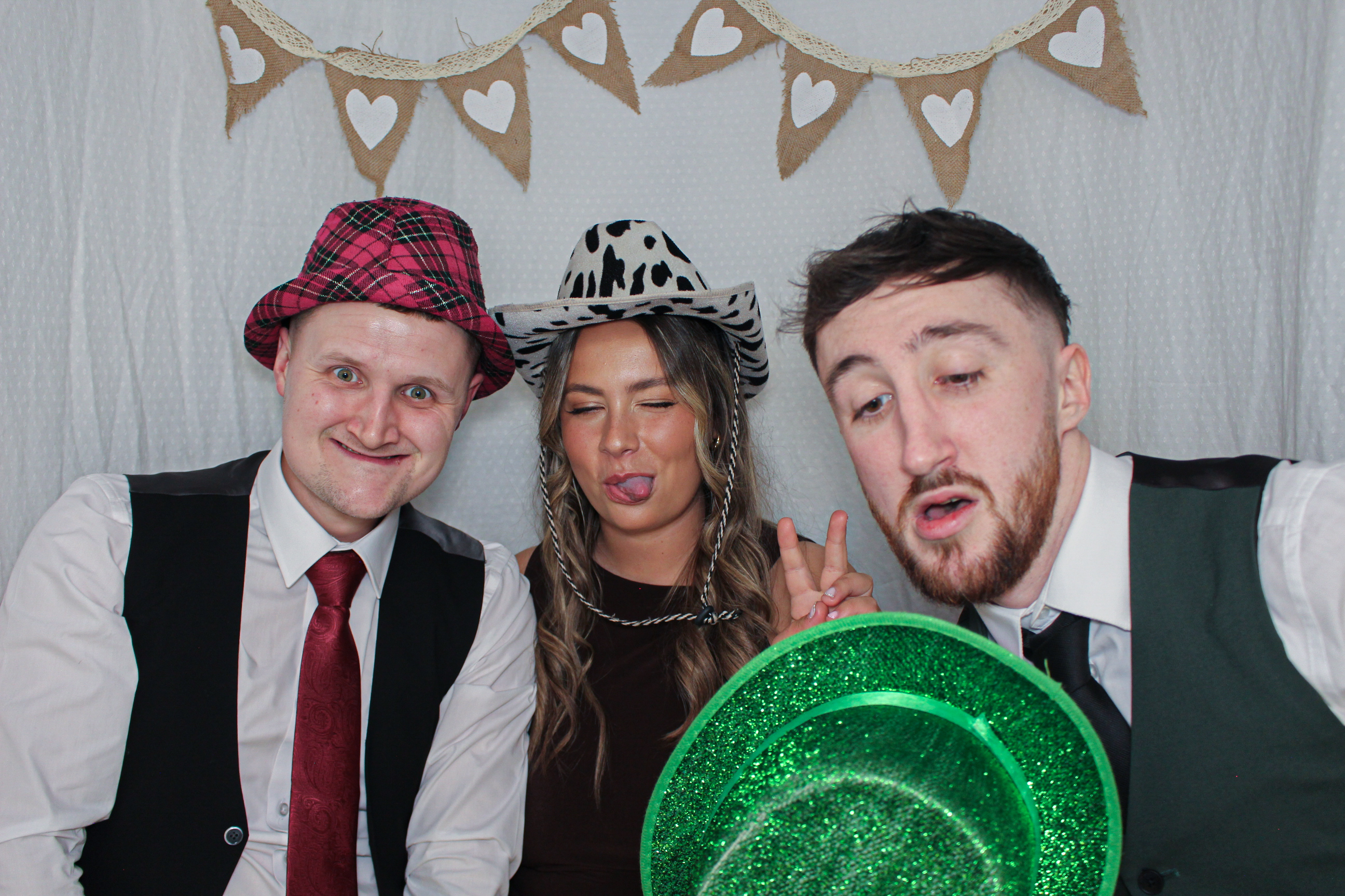 Emma & Chris' Wedding | View more photos from the event at gallery.capturecube.co.uk/u/Capture-Cube/Emma-Chris-Wedding