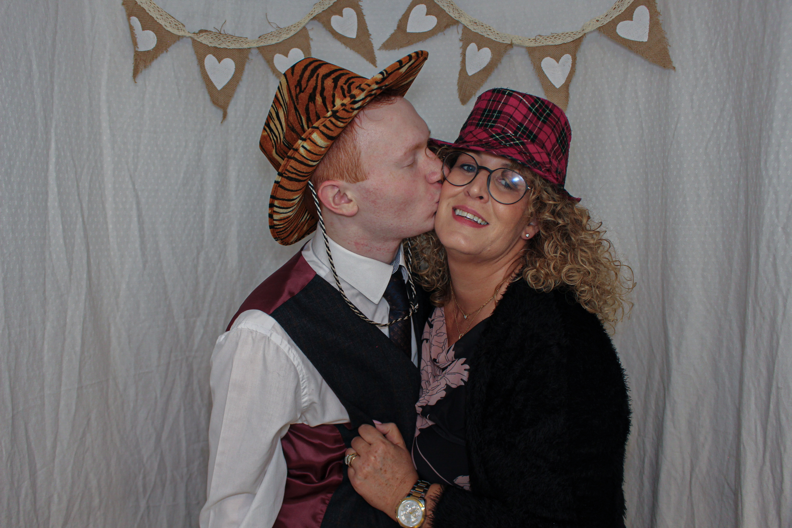 Emma & Chris' Wedding | View more photos from the event at gallery.capturecube.co.uk/u/Capture-Cube/Emma-Chris-Wedding