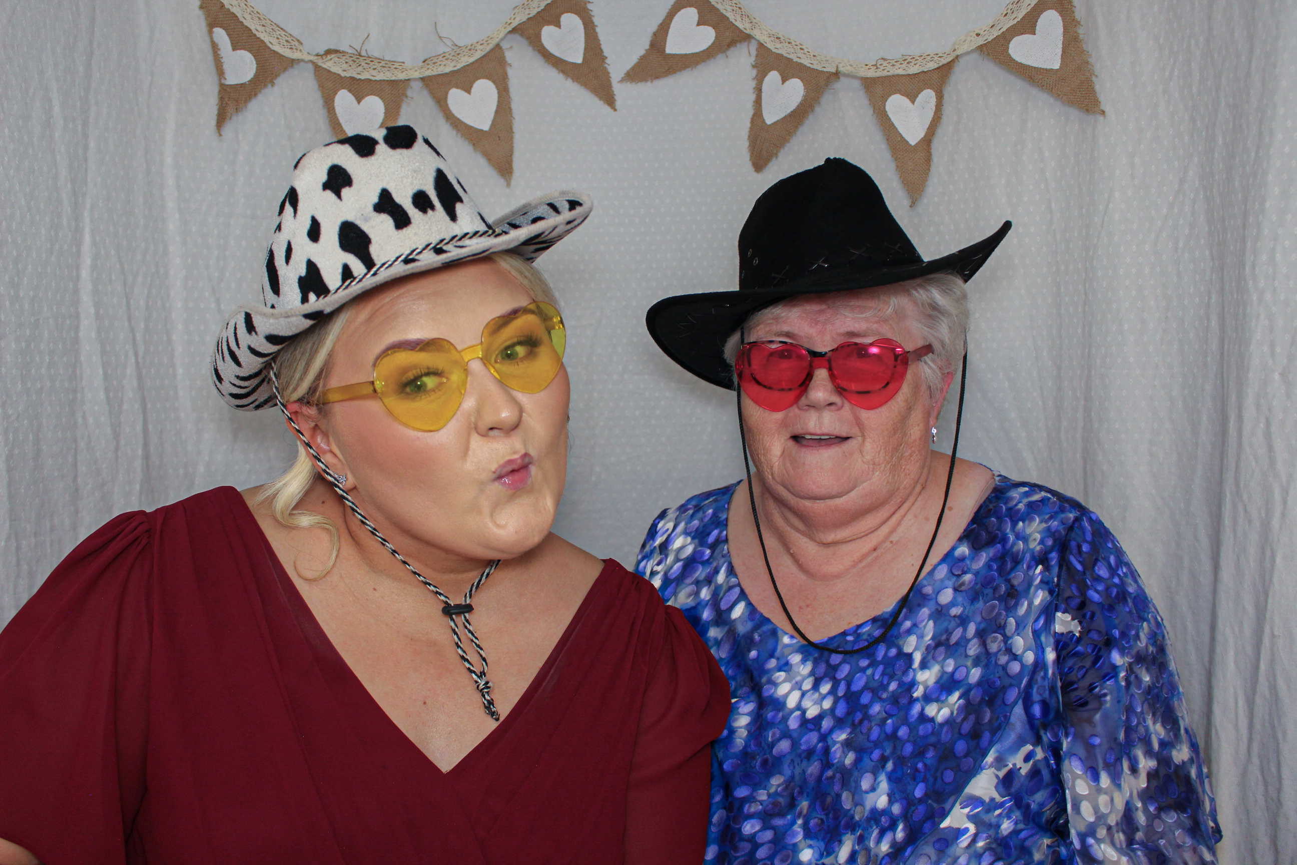 Emma & Chris' Wedding | View more photos from the event at gallery.capturecube.co.uk/u/Capture-Cube/Emma-Chris-Wedding