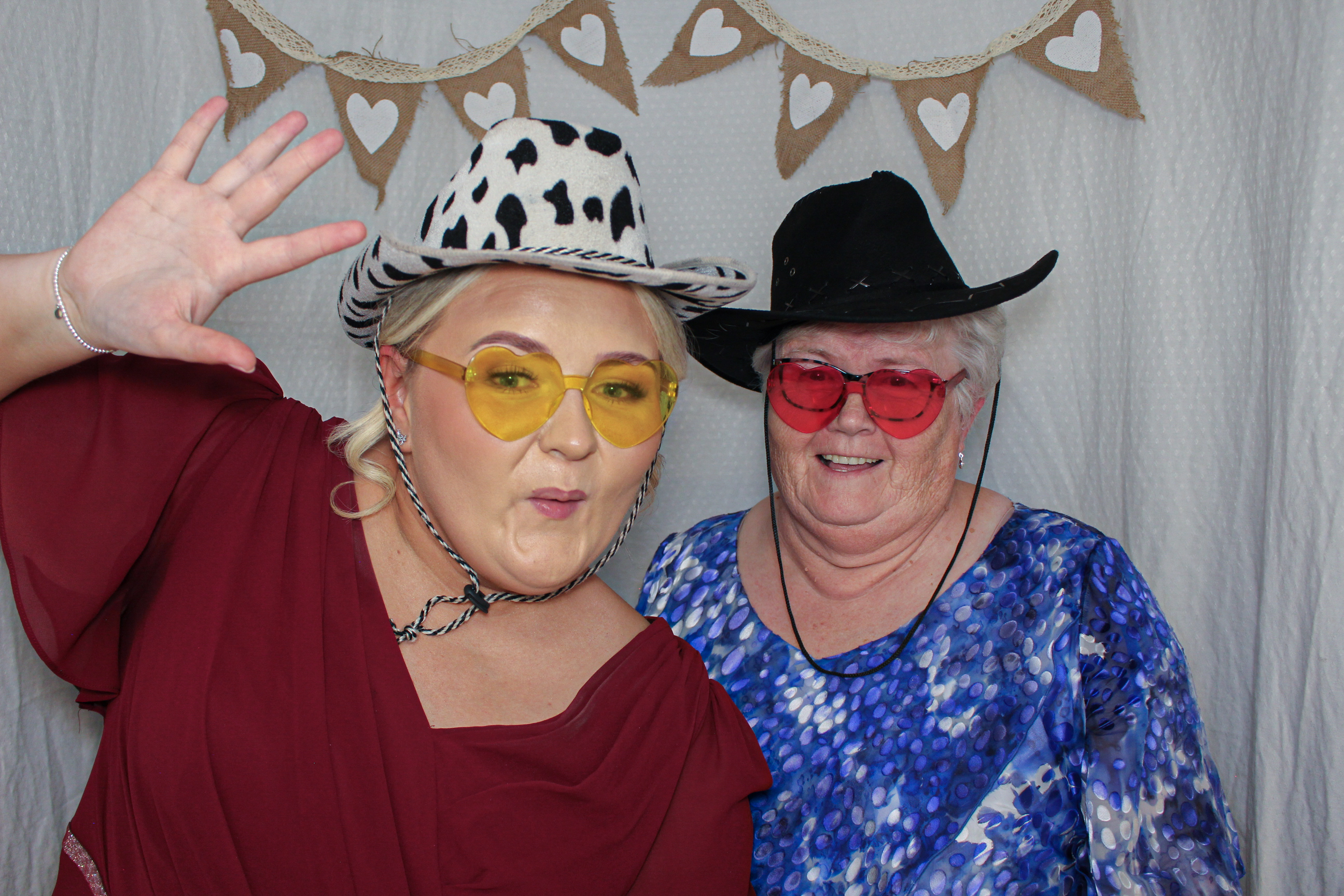 Emma & Chris' Wedding | View more photos from the event at gallery.capturecube.co.uk/u/Capture-Cube/Emma-Chris-Wedding