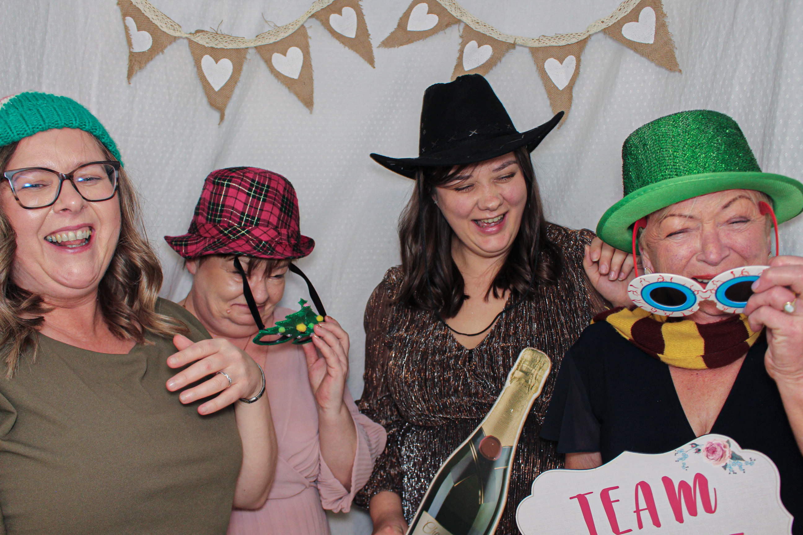 Emma & Chris' Wedding | View more photos from the event at gallery.capturecube.co.uk/u/Capture-Cube/Emma-Chris-Wedding