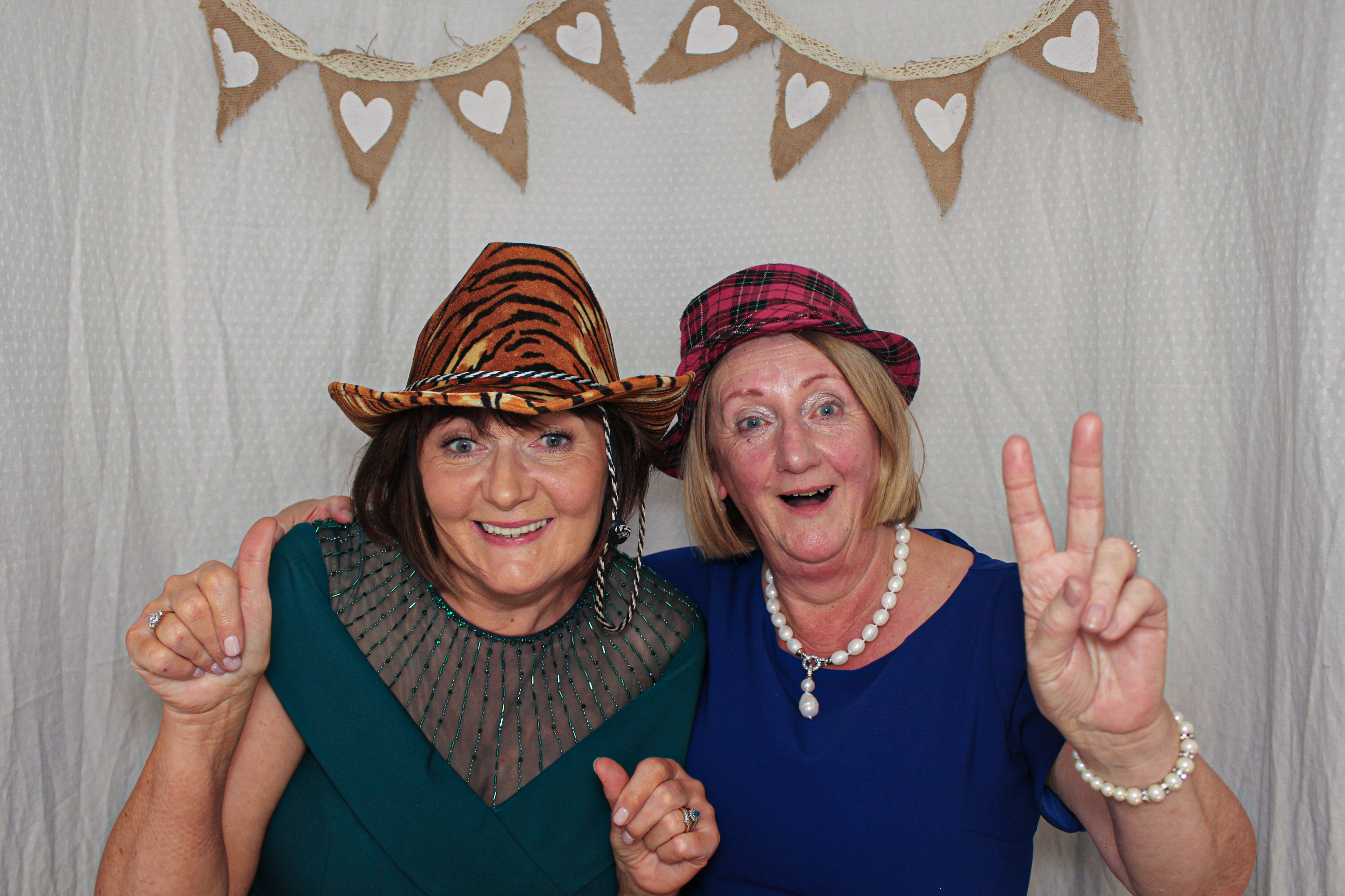 Emma & Chris' Wedding | View more photos from the event at gallery.capturecube.co.uk/u/Capture-Cube/Emma-Chris-Wedding