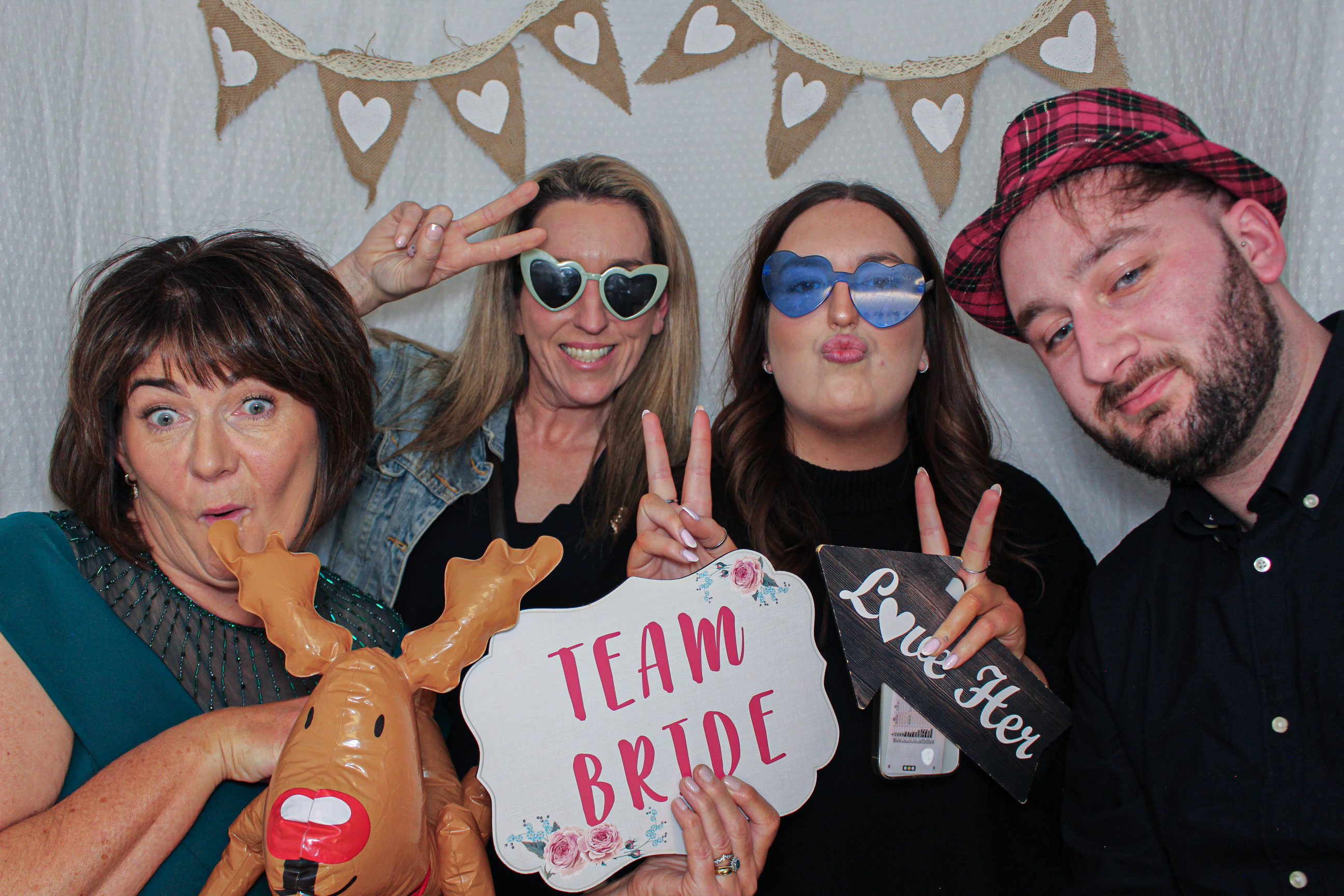 Emma & Chris' Wedding | View more photos from the event at gallery.capturecube.co.uk/u/Capture-Cube/Emma-Chris-Wedding