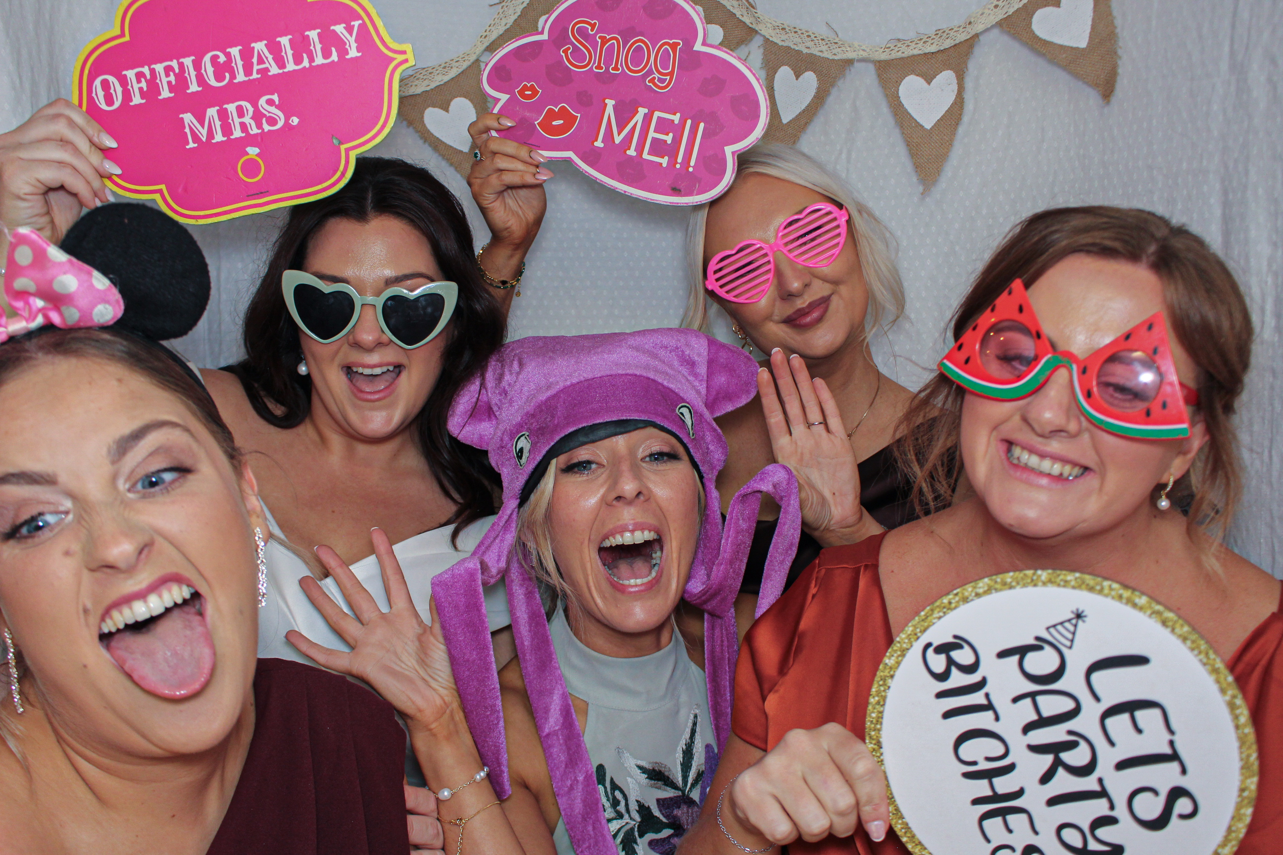 Georgina & Robert's Wedding | View more photos from the event at gallery.capturecube.co.uk/u/Capture-Cube/Georgina-Roberts-Wedding