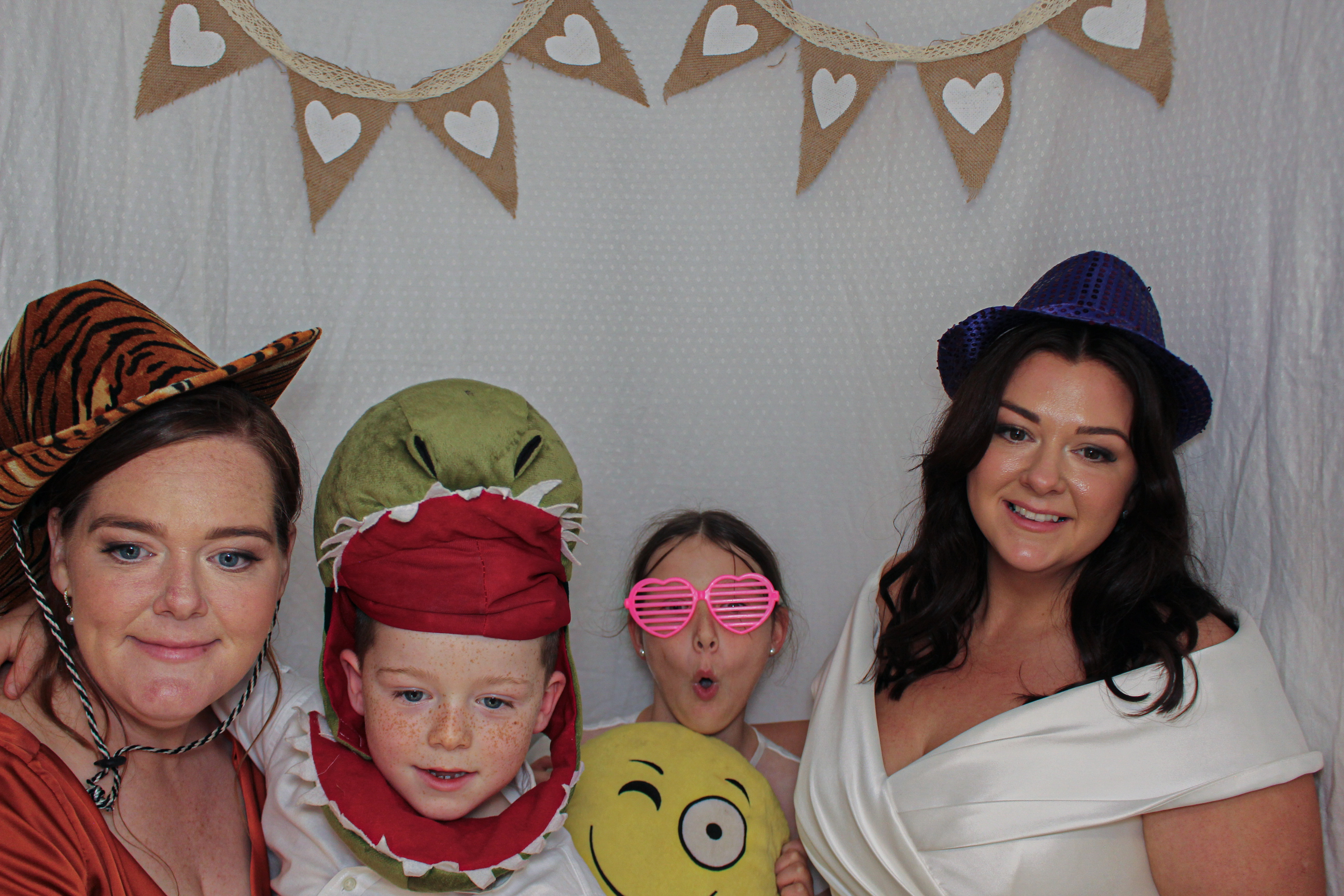 Georgina & Robert's Wedding | View more photos from the event at gallery.capturecube.co.uk/u/Capture-Cube/Georgina-Roberts-Wedding