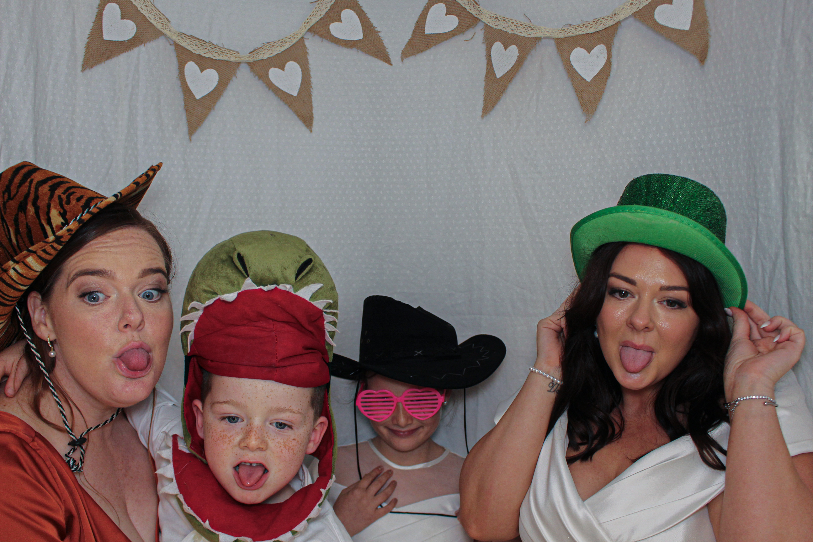 Georgina & Robert's Wedding | View more photos from the event at gallery.capturecube.co.uk/u/Capture-Cube/Georgina-Roberts-Wedding