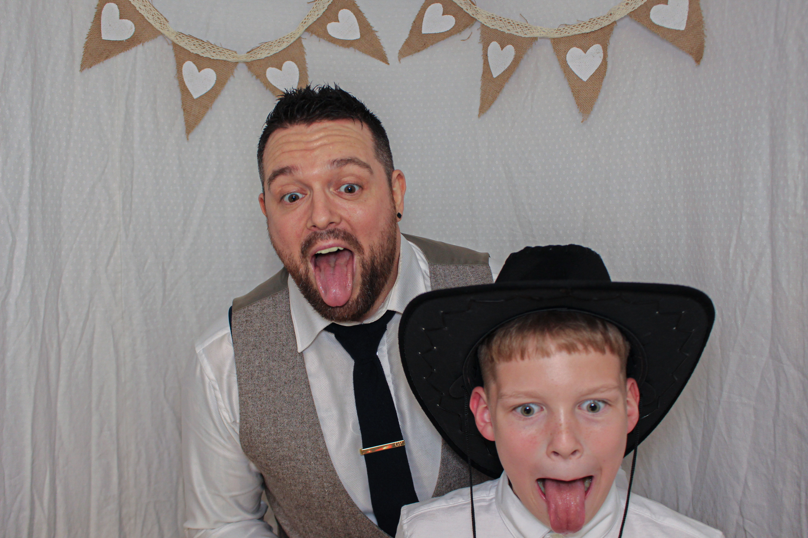 Georgina & Robert's Wedding | View more photos from the event at gallery.capturecube.co.uk/u/Capture-Cube/Georgina-Roberts-Wedding