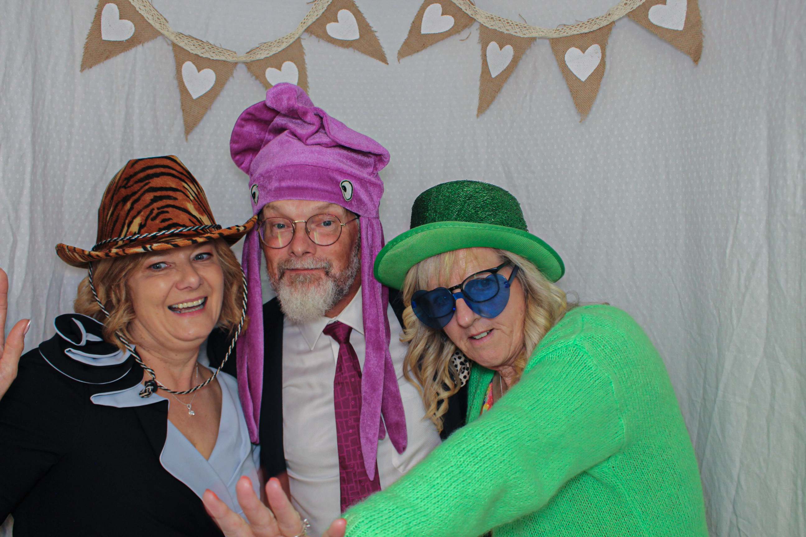 Georgina & Robert's Wedding | View more photos from the event at gallery.capturecube.co.uk/u/Capture-Cube/Georgina-Roberts-Wedding