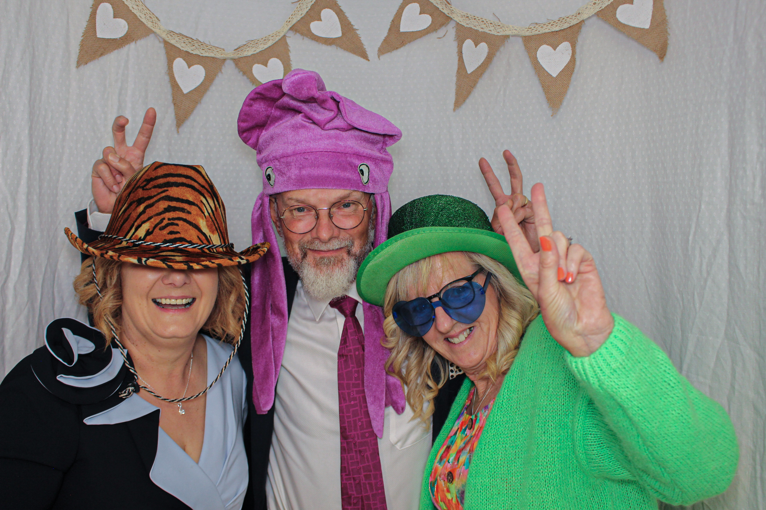 Georgina & Robert's Wedding | View more photos from the event at gallery.capturecube.co.uk/u/Capture-Cube/Georgina-Roberts-Wedding