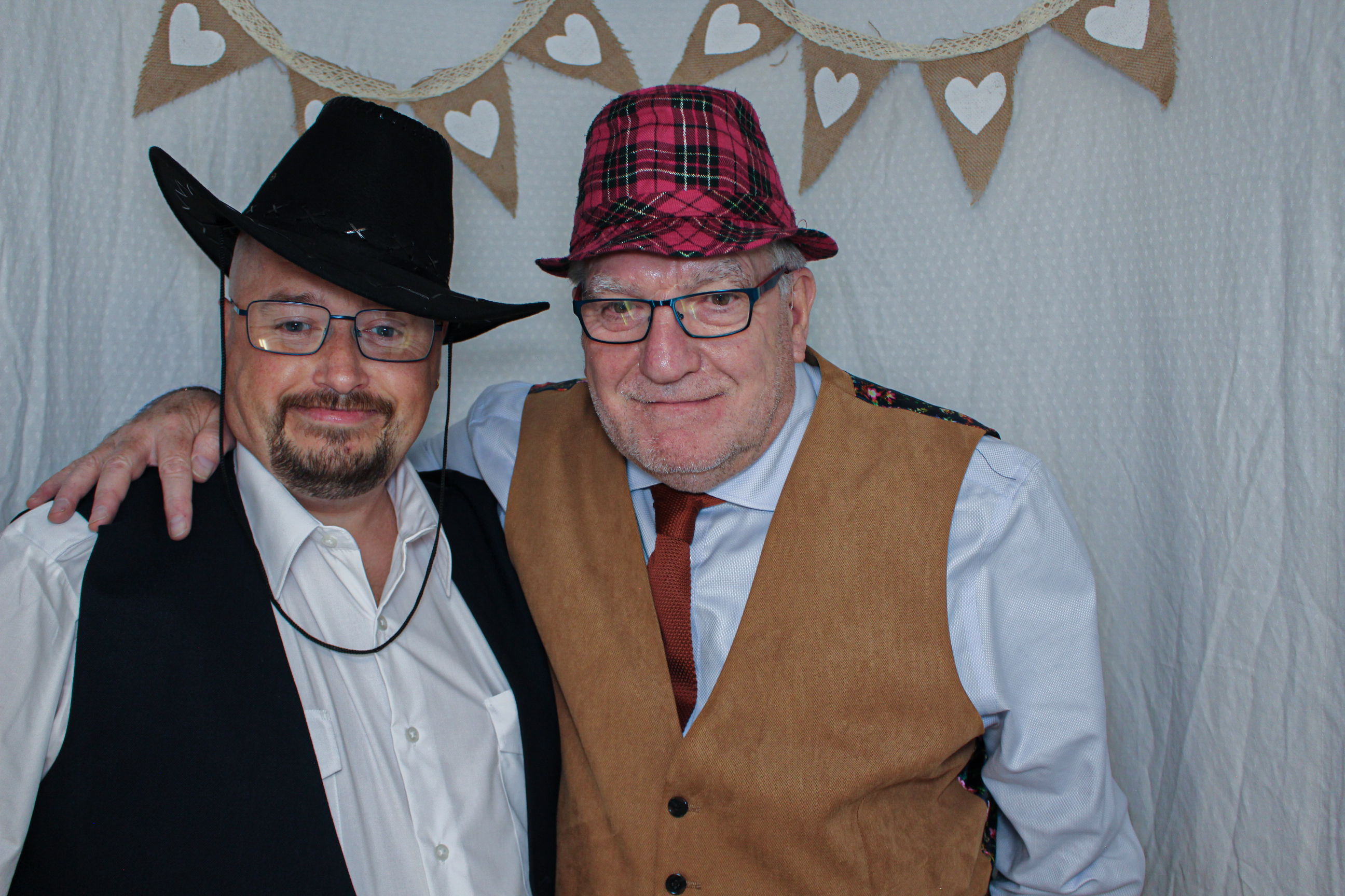 Georgina & Robert's Wedding | View more photos from the event at gallery.capturecube.co.uk/u/Capture-Cube/Georgina-Roberts-Wedding