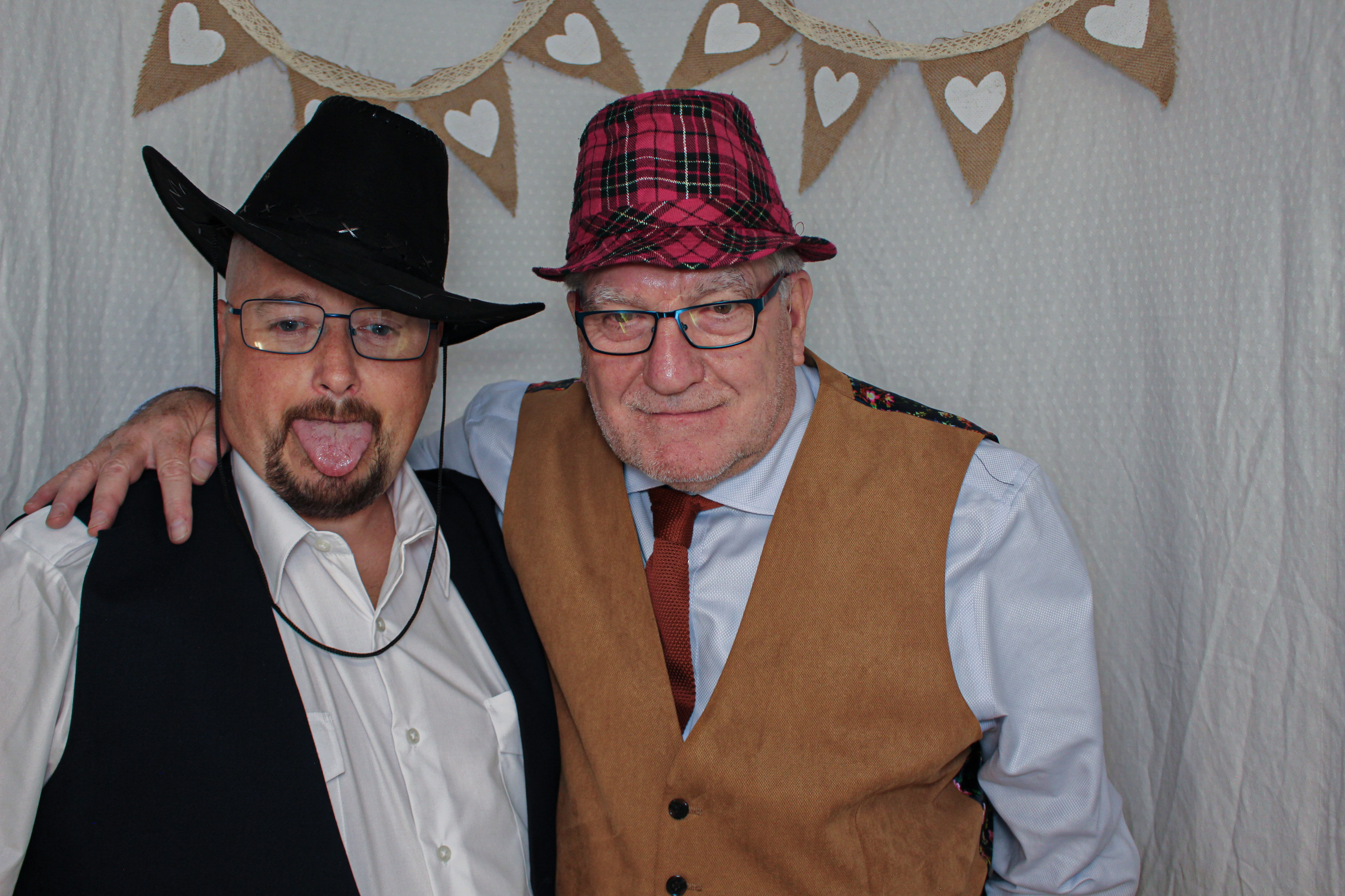 Georgina & Robert's Wedding | View more photos from the event at gallery.capturecube.co.uk/u/Capture-Cube/Georgina-Roberts-Wedding