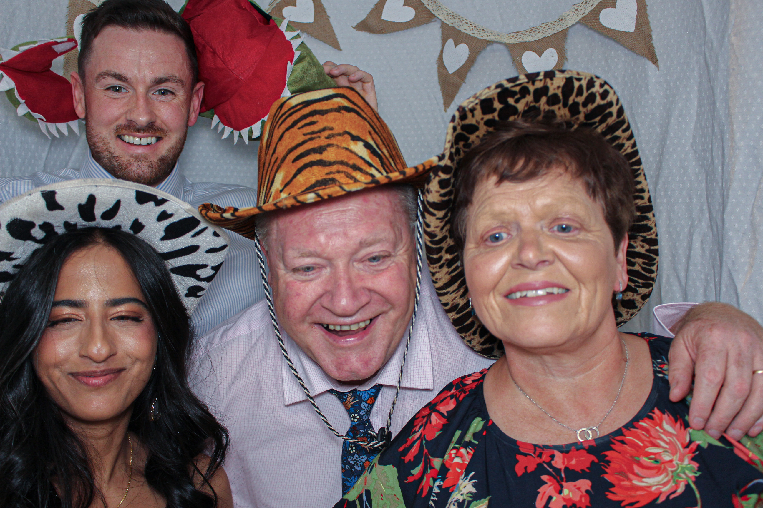 Laura & Lewis' Wedding | View more photos from the event at gallery.capturecube.co.uk/u/Capture-Cube/Laura-Lewis-Wedding