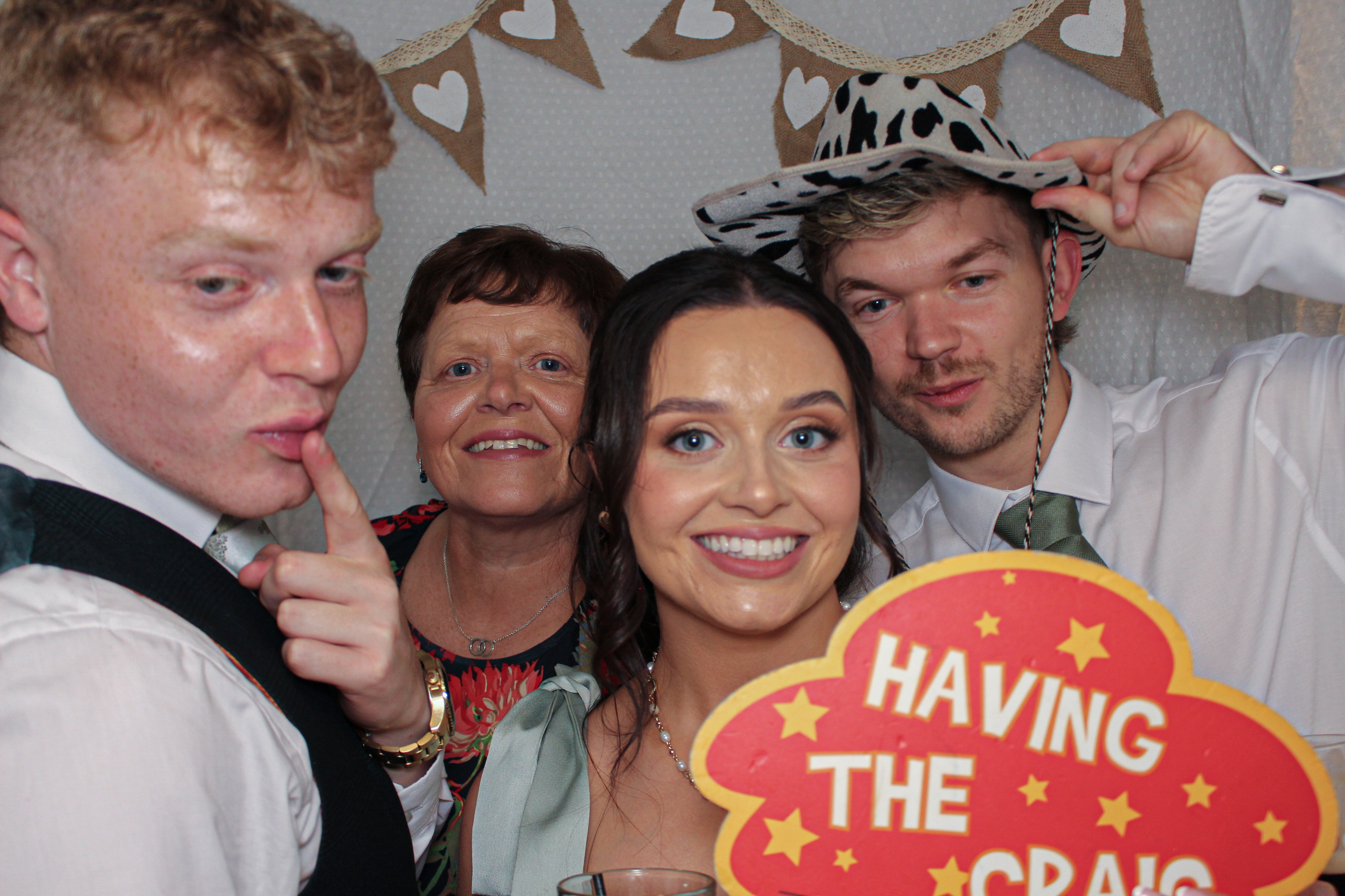 Laura & Lewis' Wedding | View more photos from the event at gallery.capturecube.co.uk/u/Capture-Cube/Laura-Lewis-Wedding