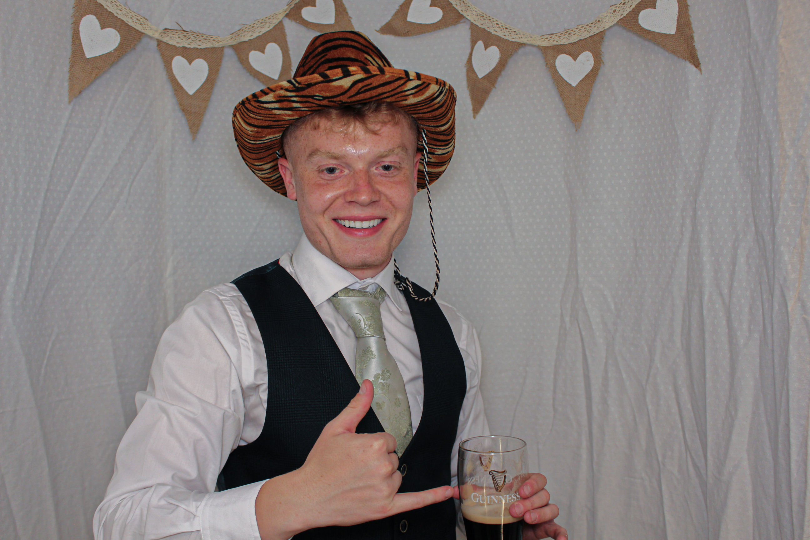 Laura & Lewis' Wedding | View more photos from the event at gallery.capturecube.co.uk/u/Capture-Cube/Laura-Lewis-Wedding