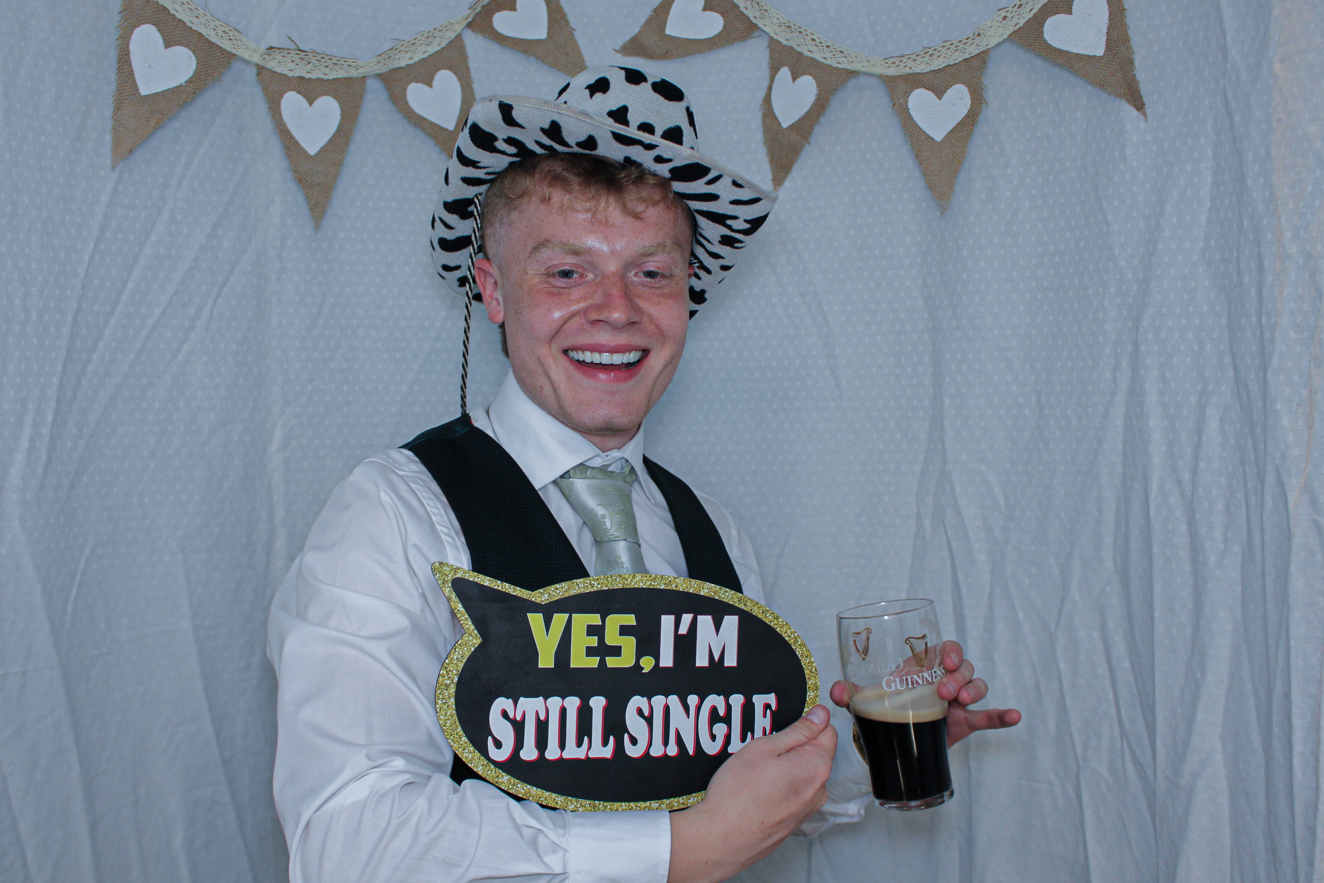 Laura & Lewis' Wedding | View more photos from the event at gallery.capturecube.co.uk/u/Capture-Cube/Laura-Lewis-Wedding